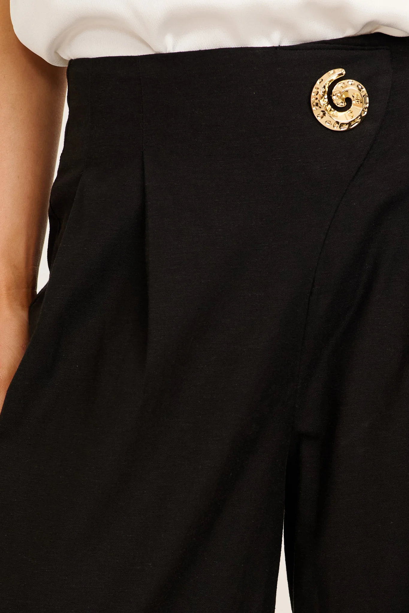 Elements Pant in Black Cotton Linen - Image 5