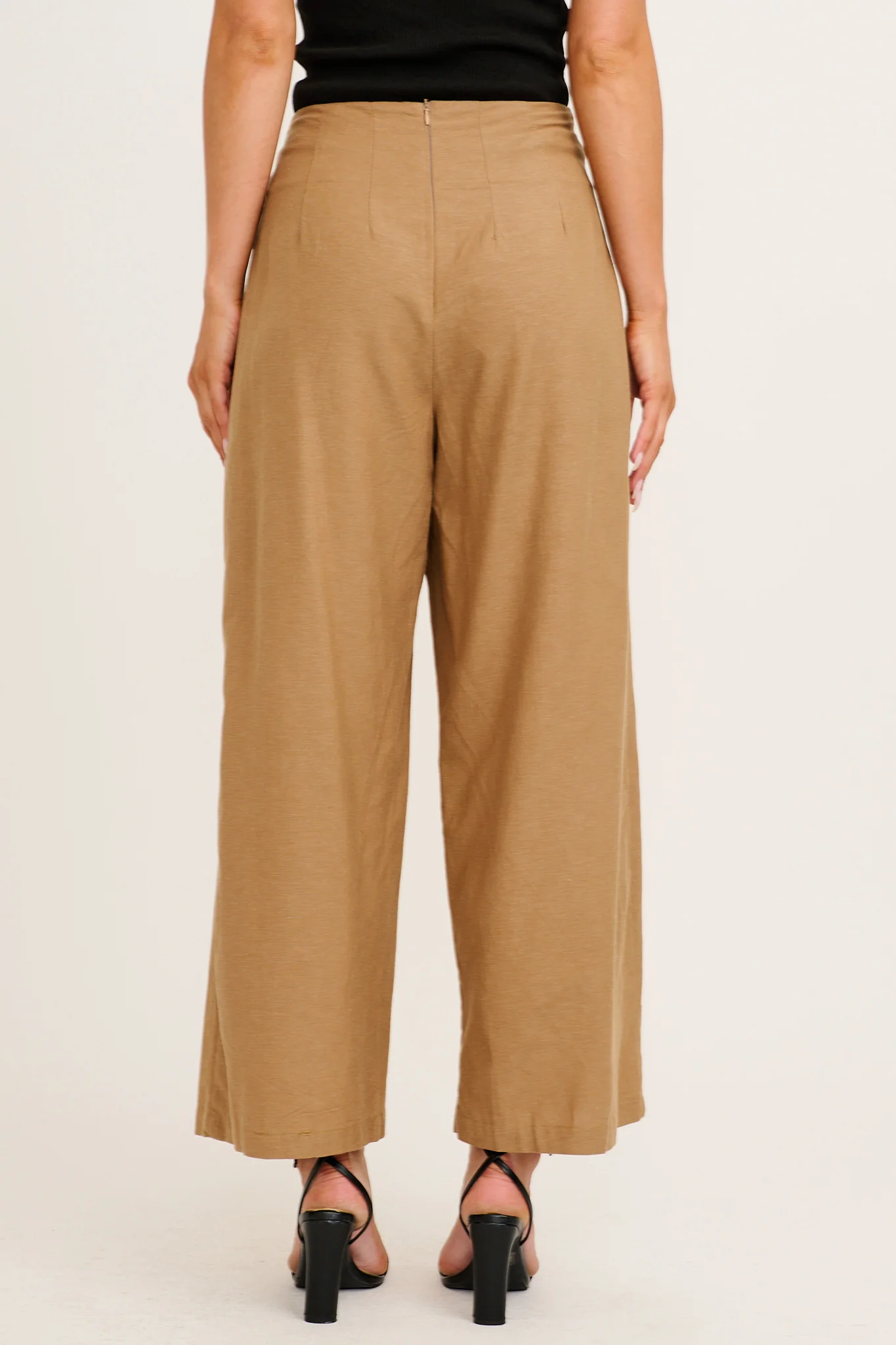 Elements Pant in Taupe Cotton Linen - Image 3