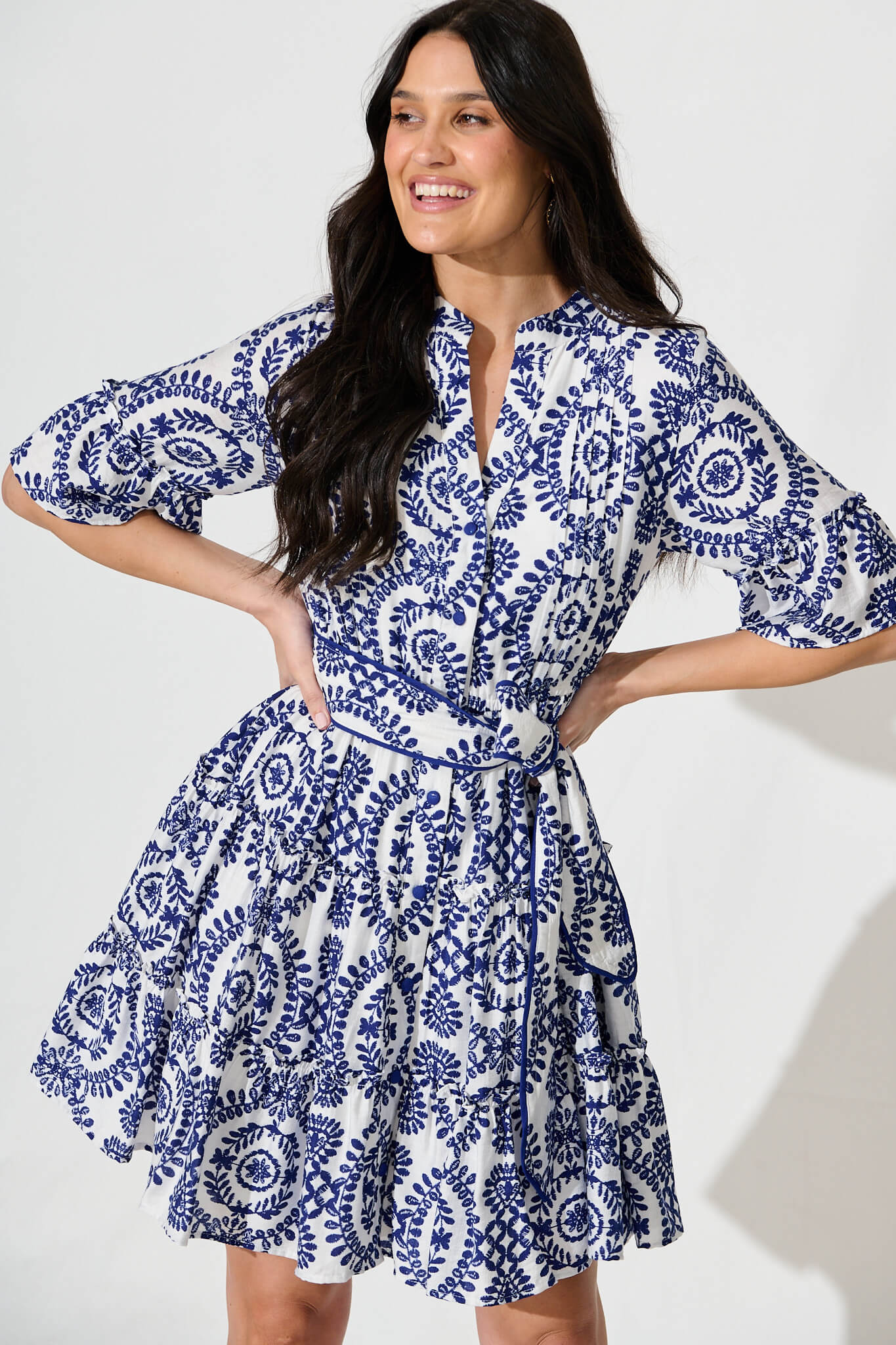 Elio Dress in White with Navy Floral Print - Image 2