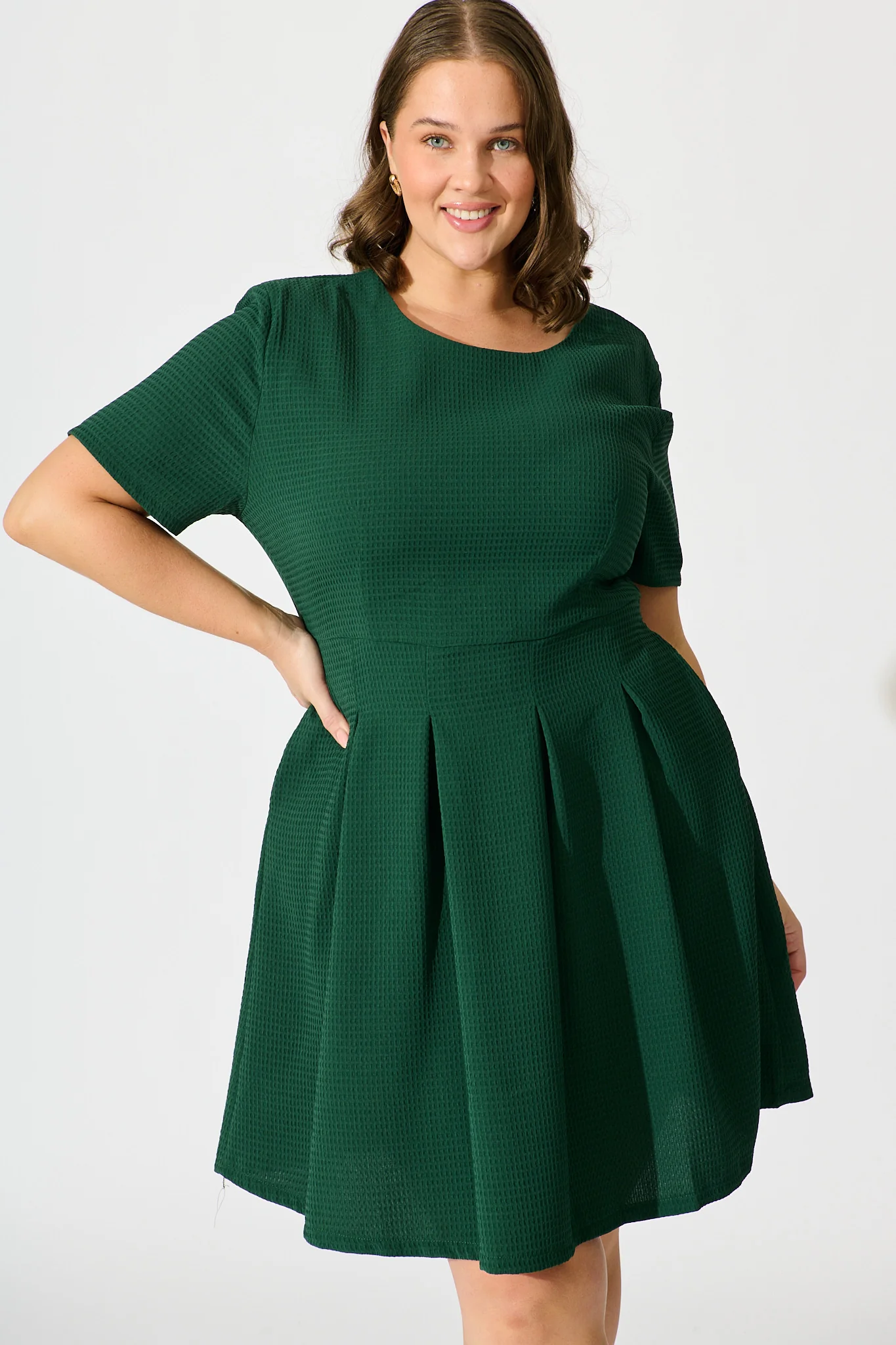 Elizabeth Dress In Textured Emerald - Image 8