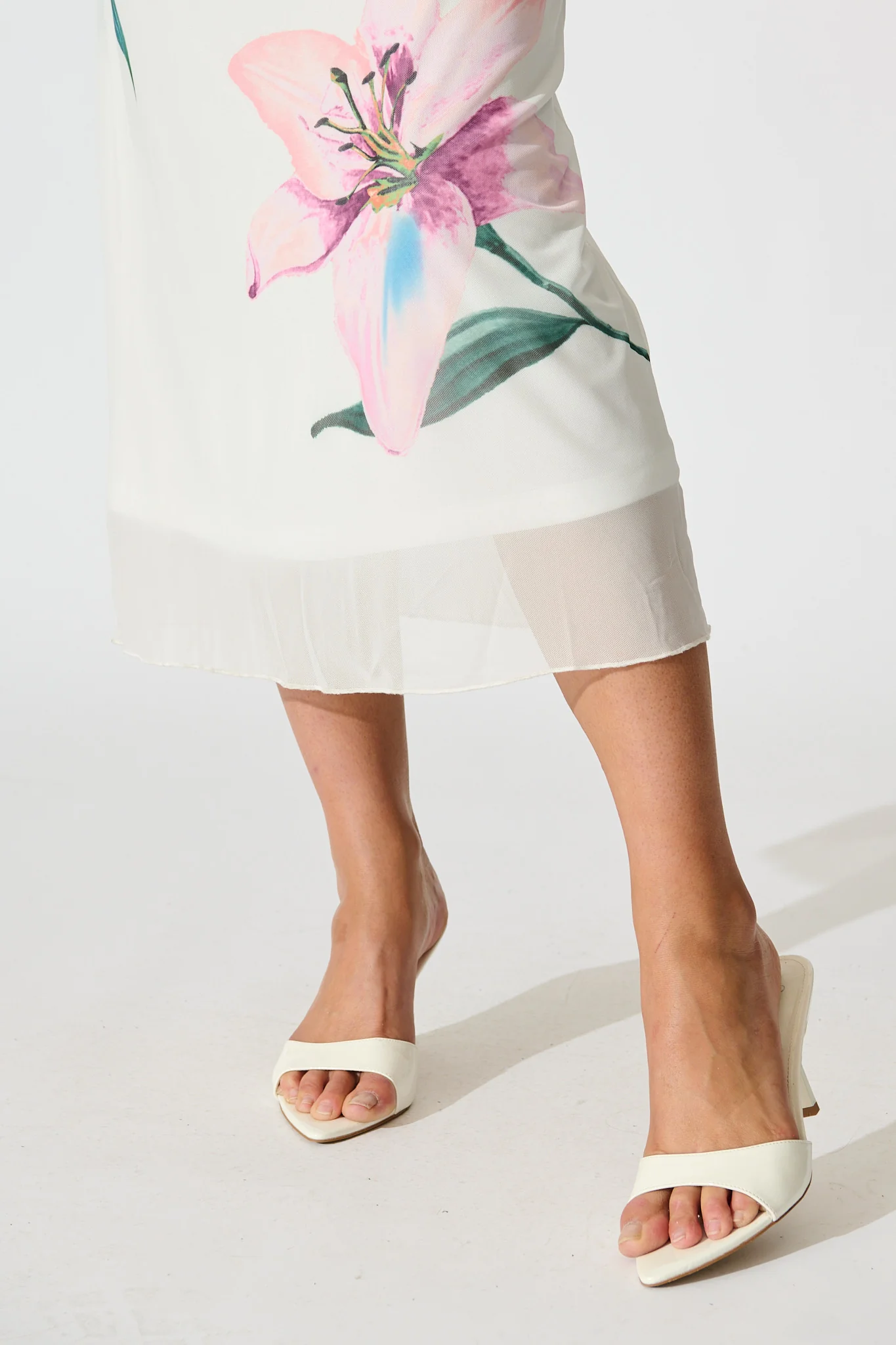 Elowen Midi Dress in White with Lilac Floral - Image 5