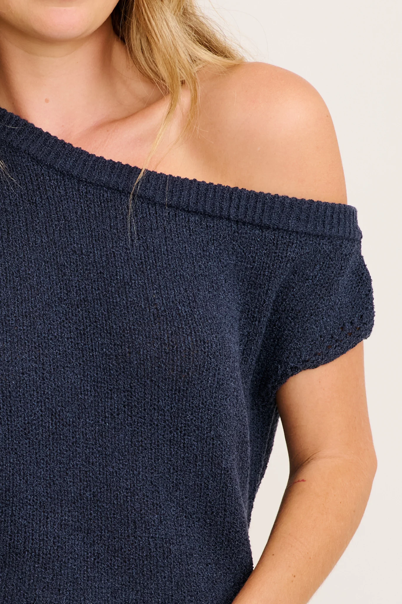 Elsie Knit Top in Navy Cotton Blend - Image 5