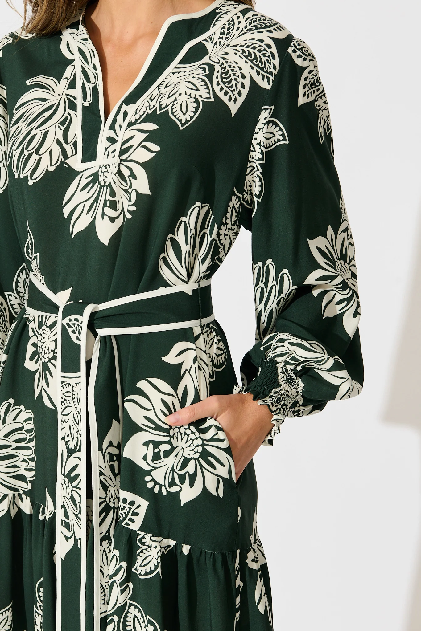 Embrace Dress in Emerald White Floral - Image 5
