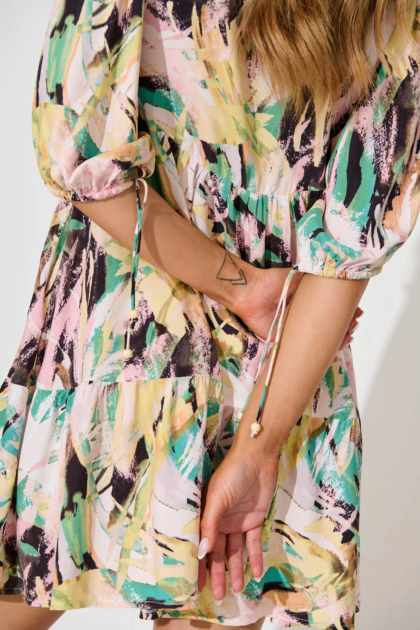 Emelyn Smock Dress In Multi Brushstroke Print - Image 5