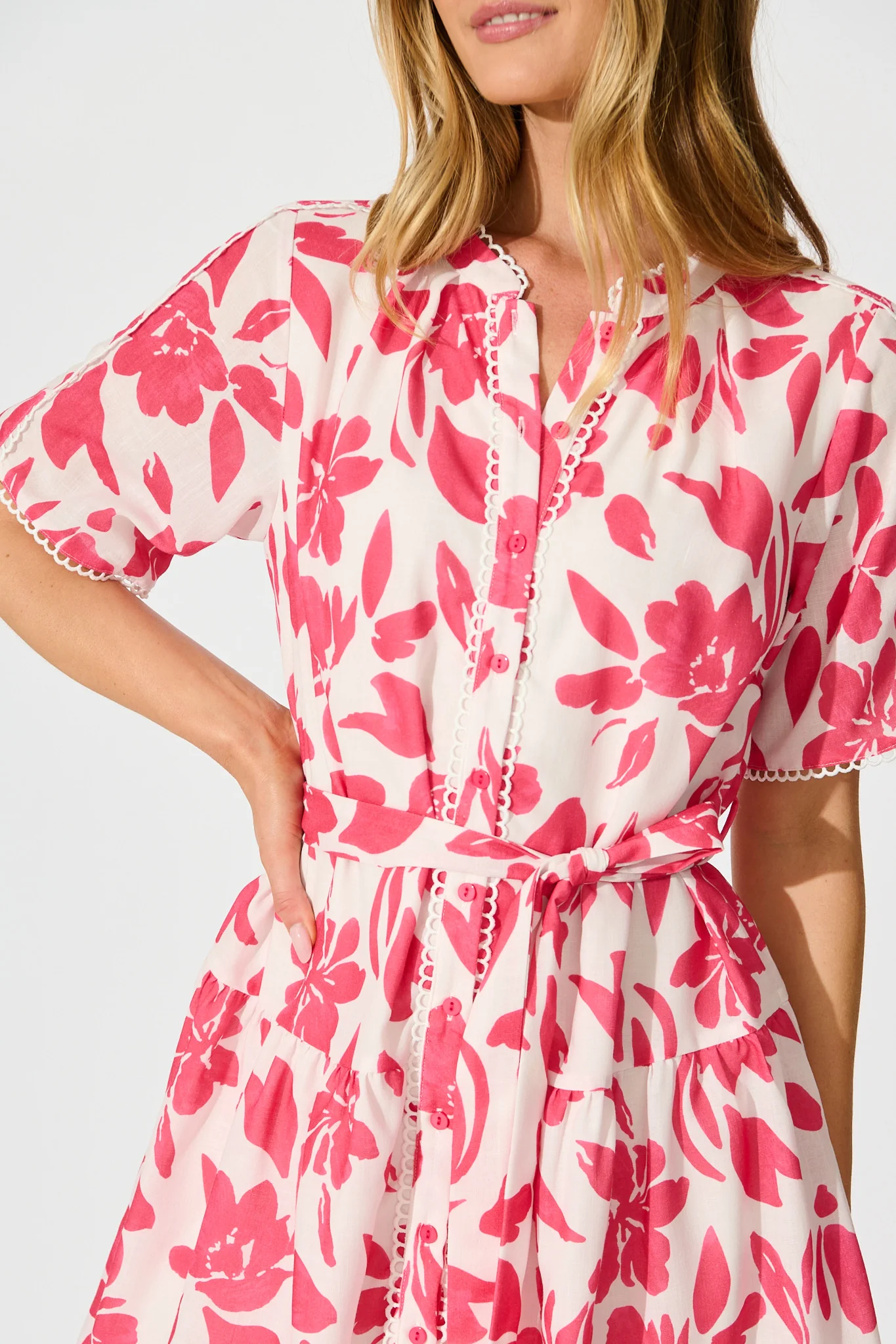 Emiliana Dress in White with Pink Floral Linen Blend - Image 5