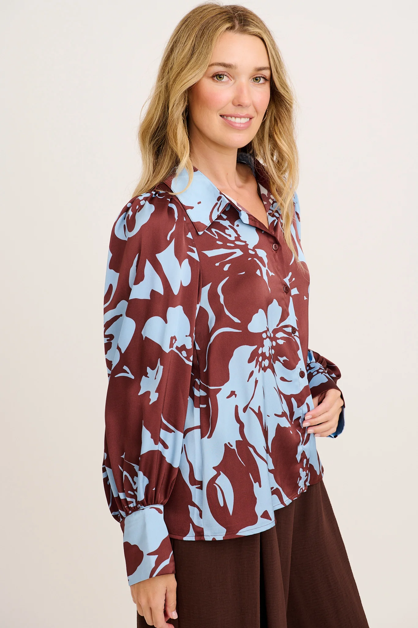 Errands Shirt in Chocolate with Blue Print - Image 2