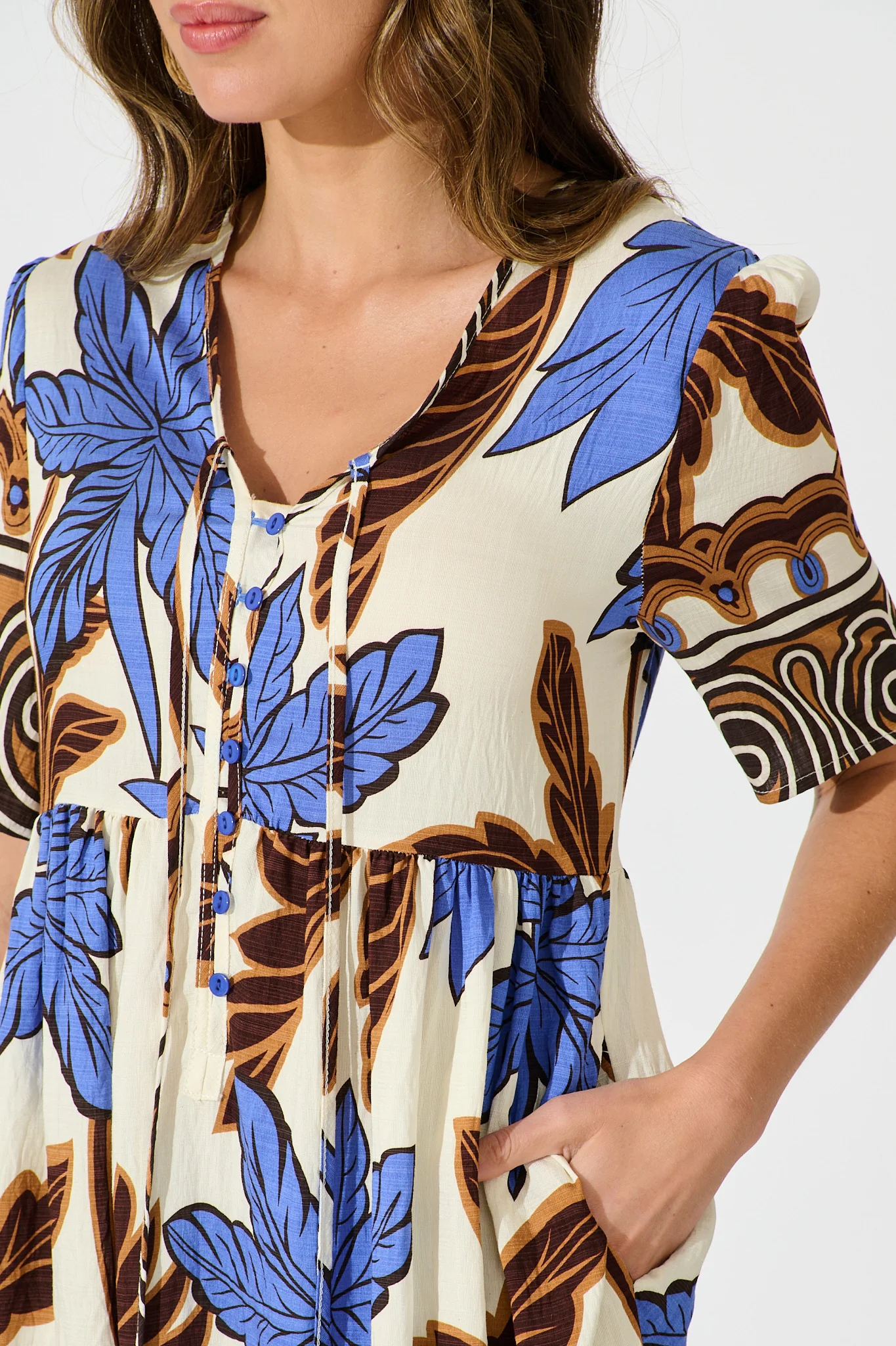 Essia Smock Dress in Blue with Brown Leaf Print Linen Blend - Image 7