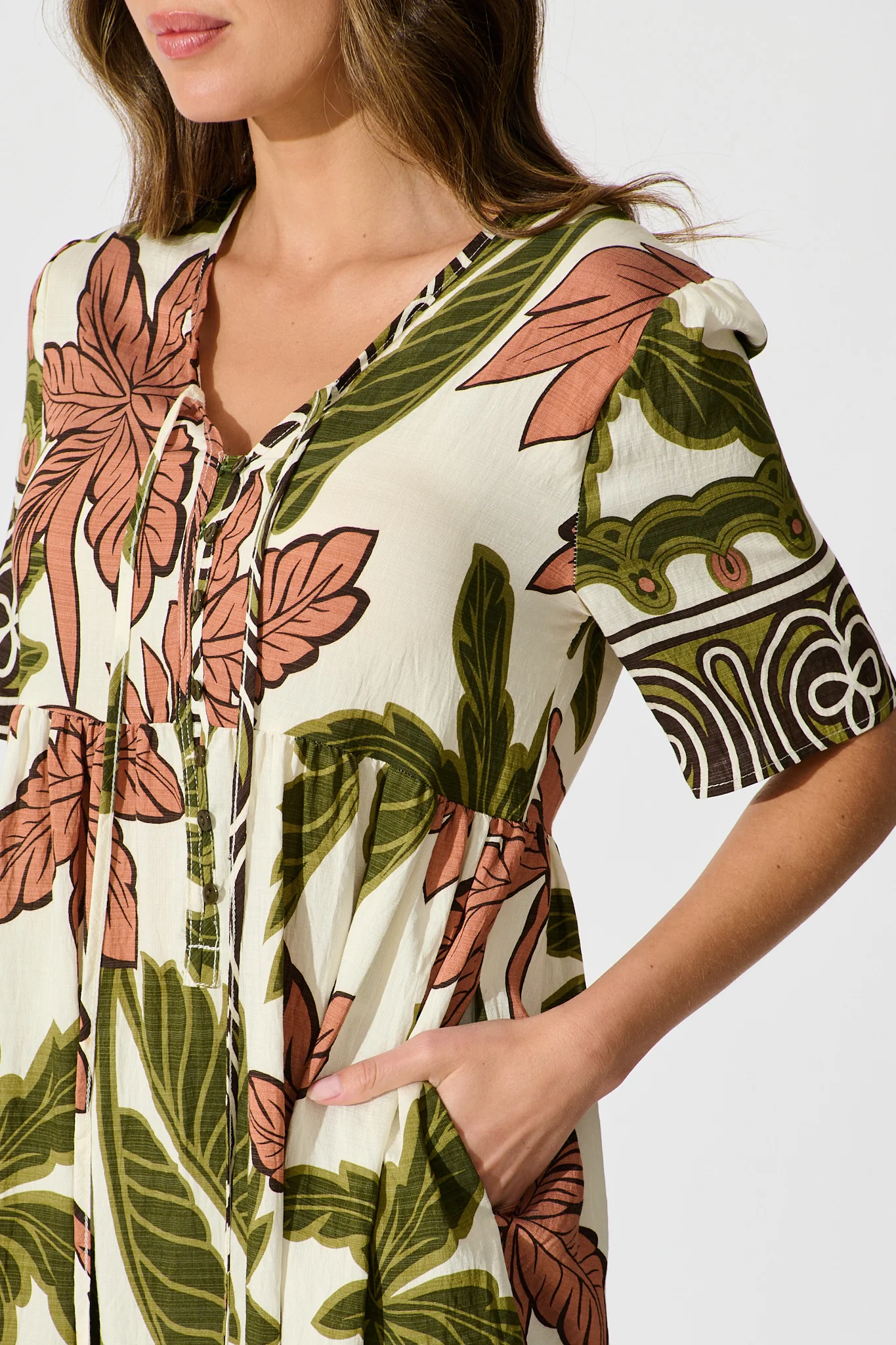 Essia Smock Dress in Green with Brown Leaf Print Linen Blend - Image 7