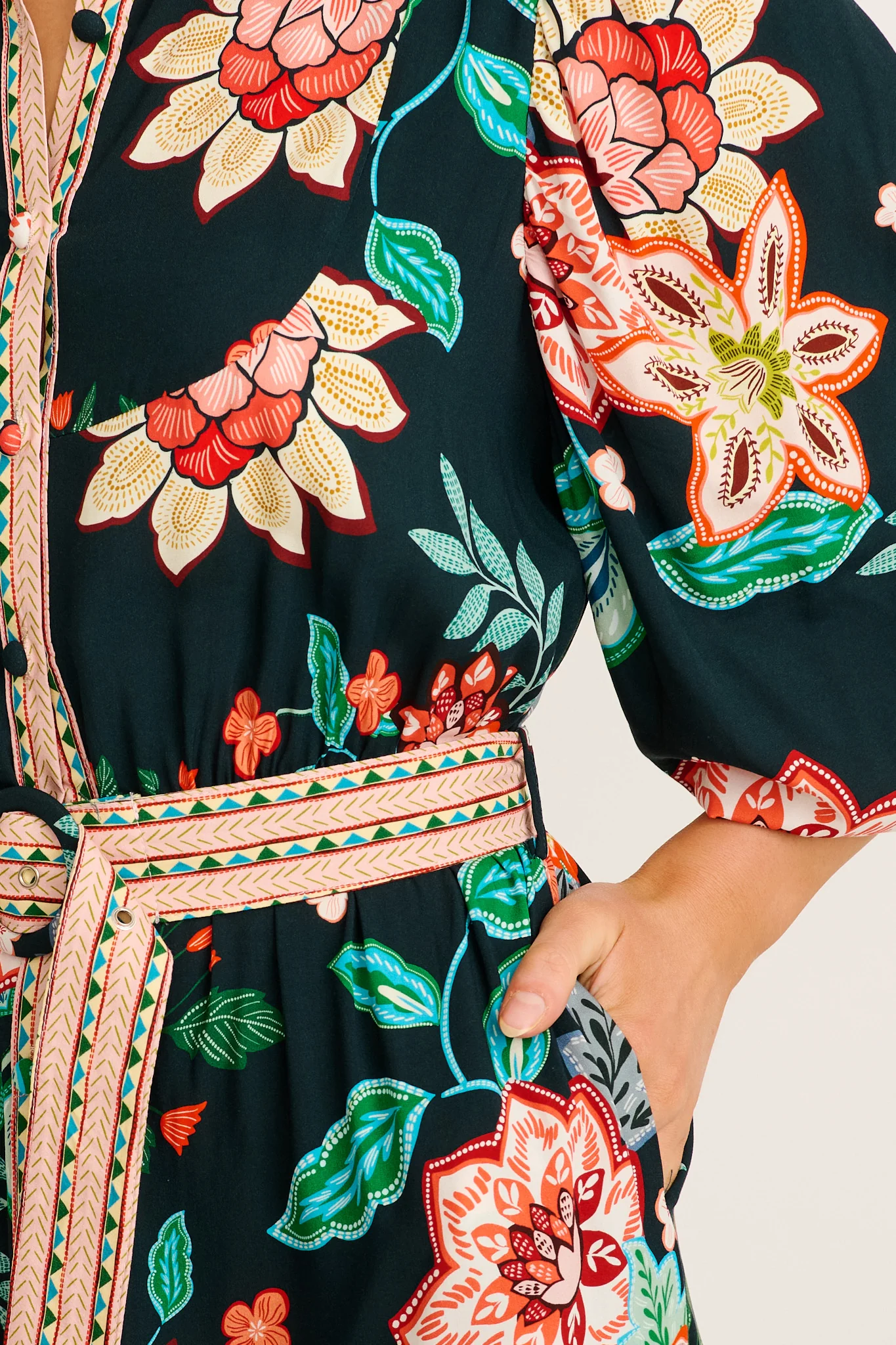 Evening Serenade Midi Shirt Dress in Emerald with Multi Floral - Image 5