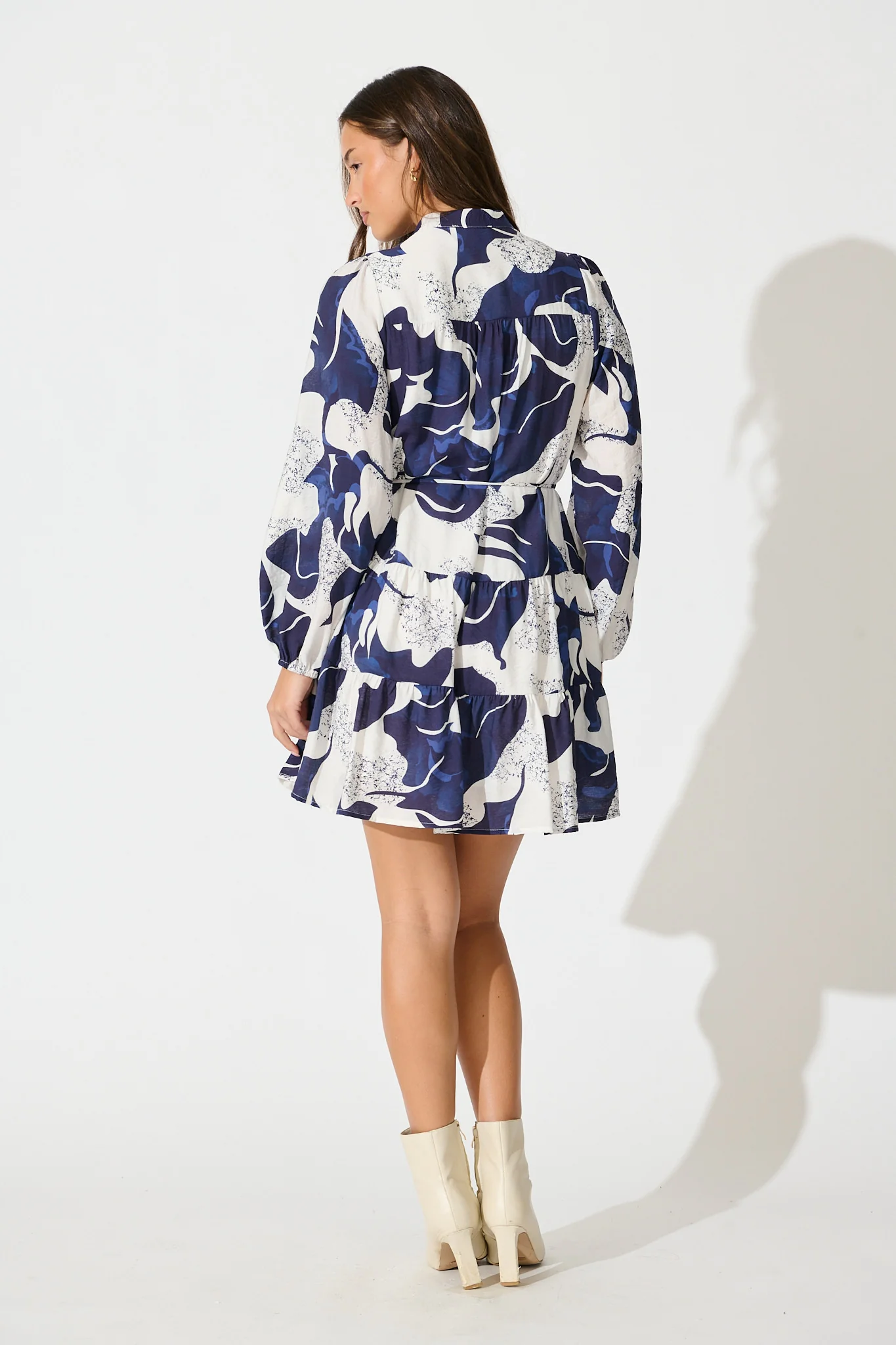 Faye Dress in Navy with White Print - Image 4