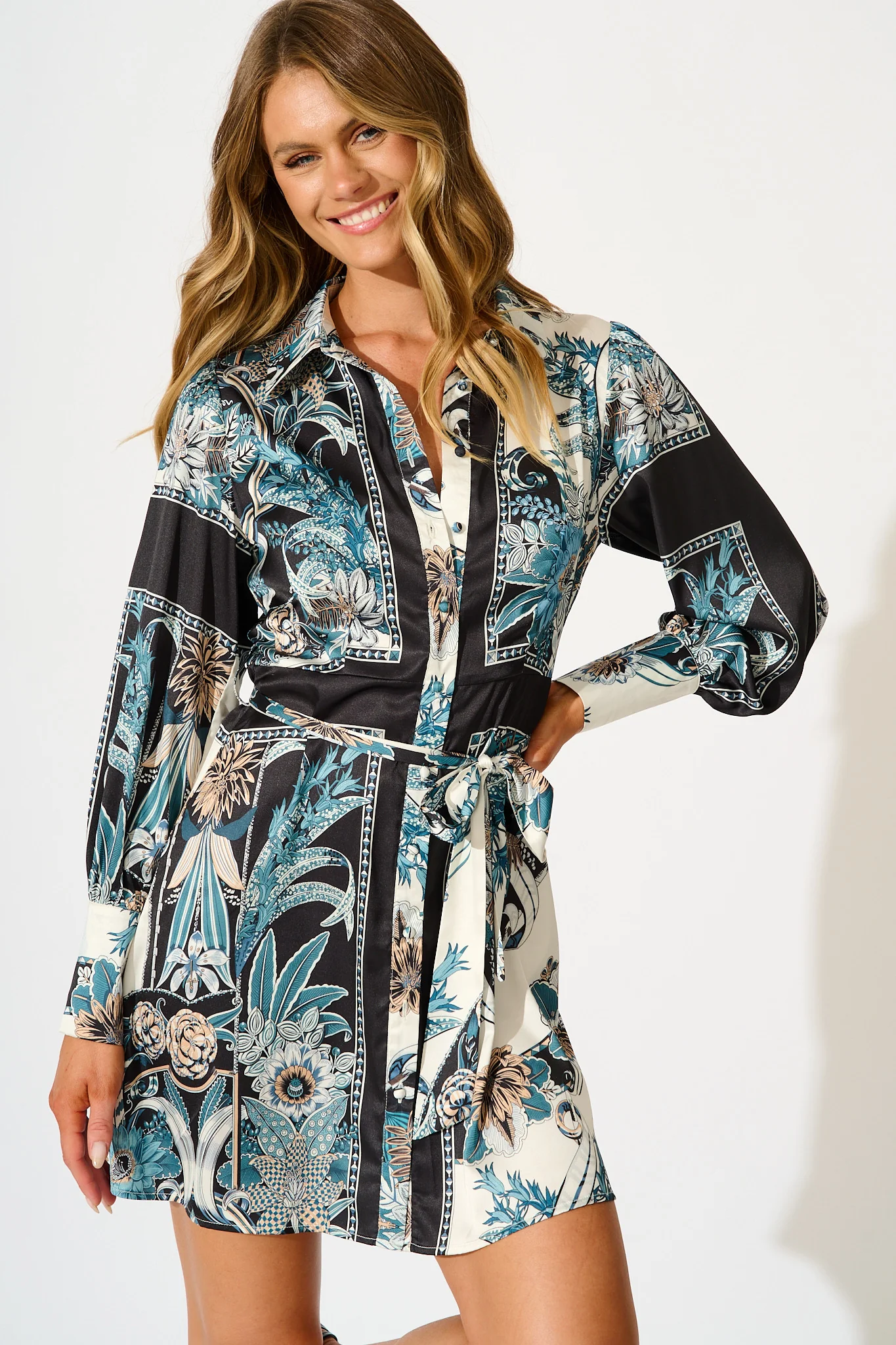 Fleur De Lune Dress in Black and Blue Floral - Image 2