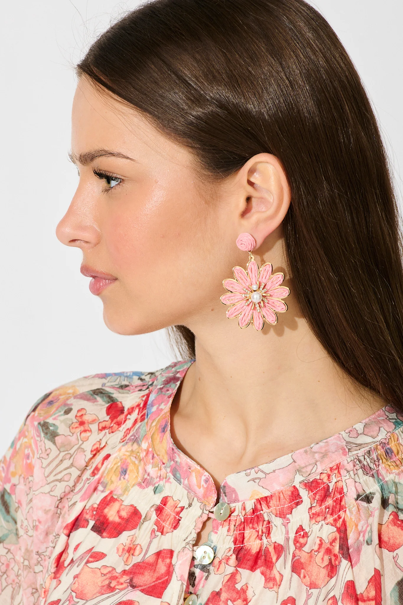 Flora Drop Earrings in Pink and Gold Daisy Raffia