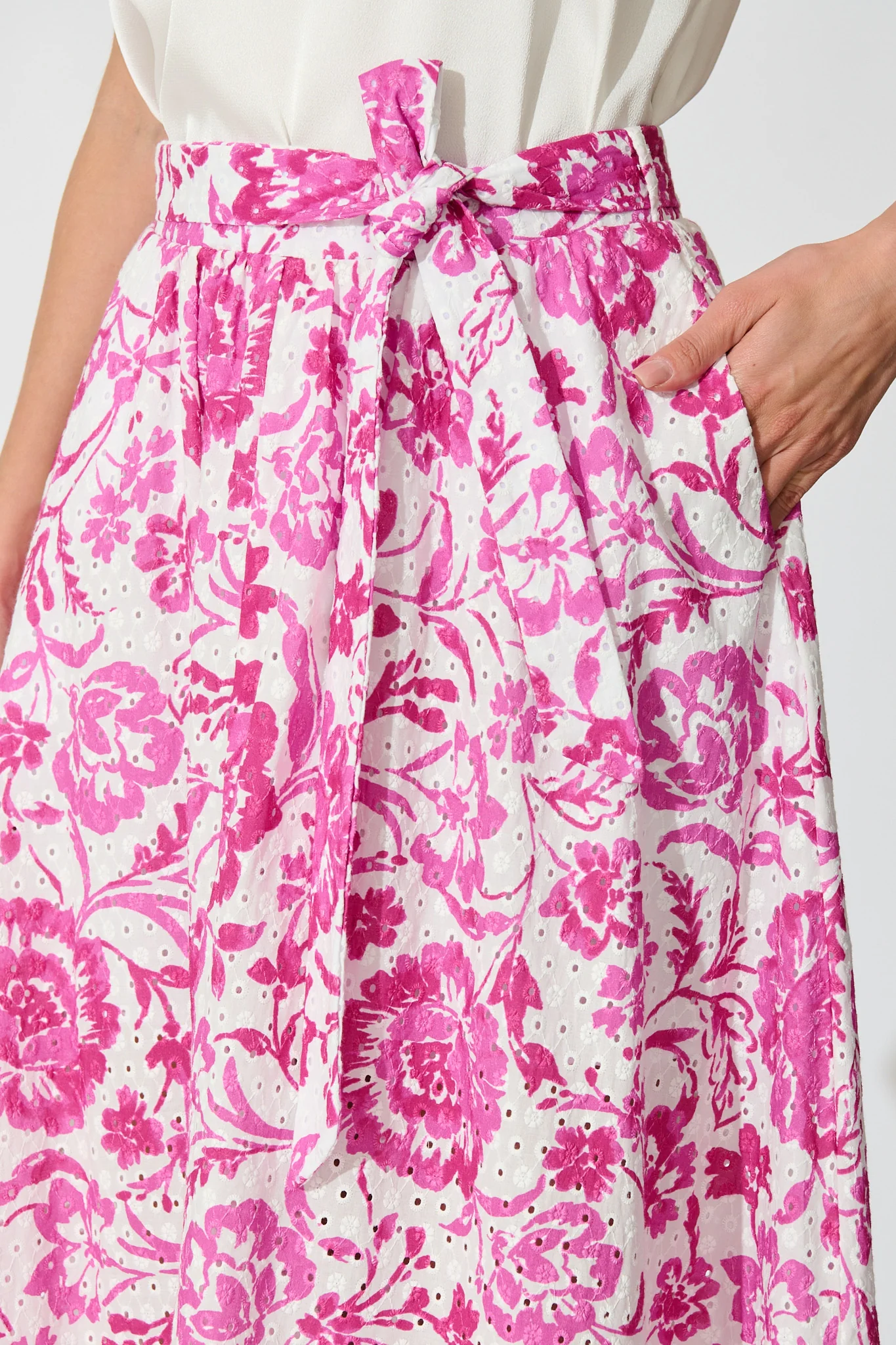 Florabel Maxi Skirt in White with Pink Floral Embroidery - Image 4