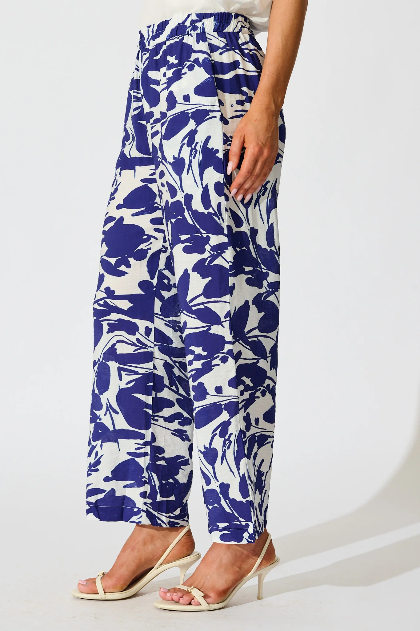 Gala Pant in White and Navy Print Linen Blend - Image 2