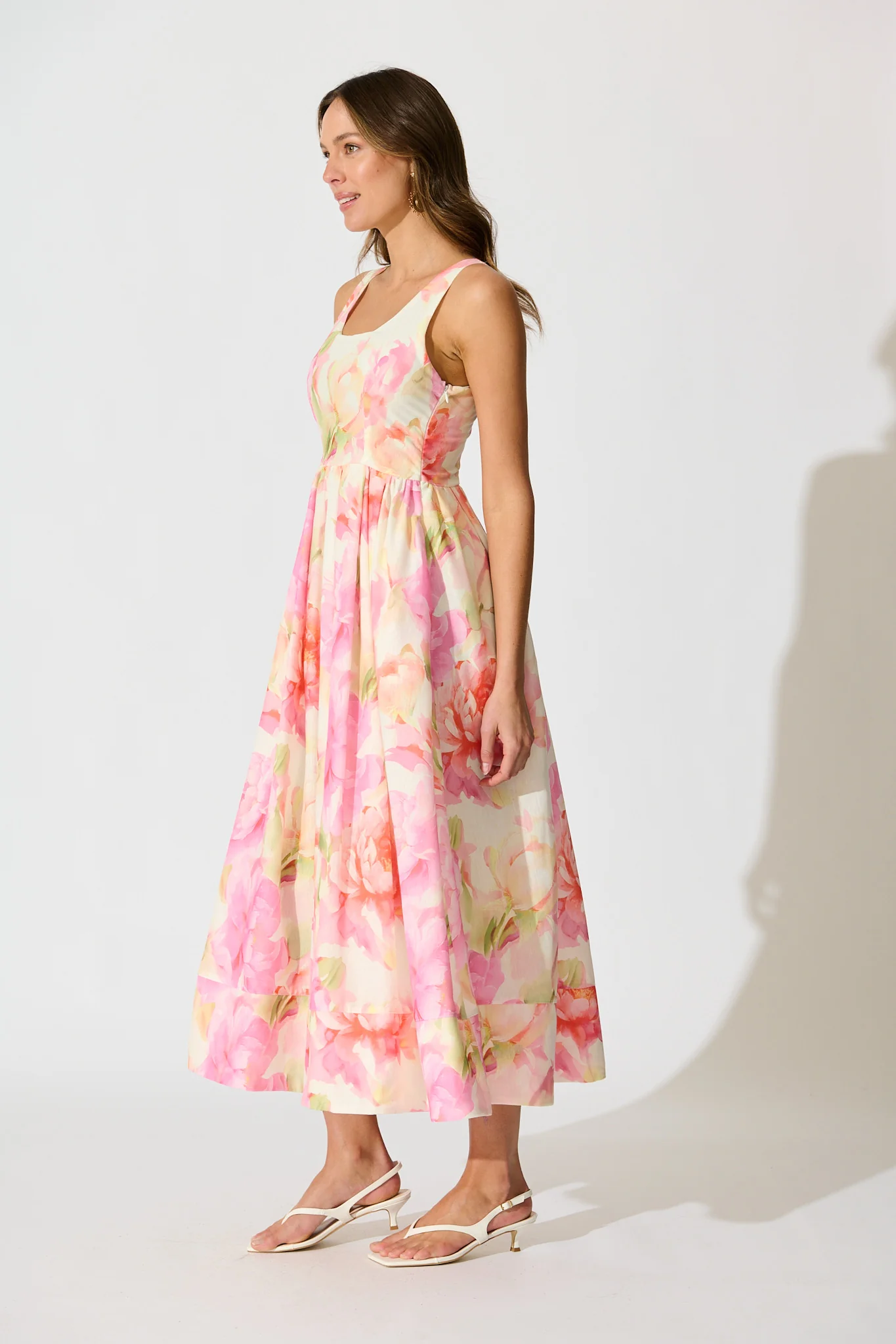 Garden Soirée Maxi Dress in Pink Multi Floral Linen Blend - Image 5
