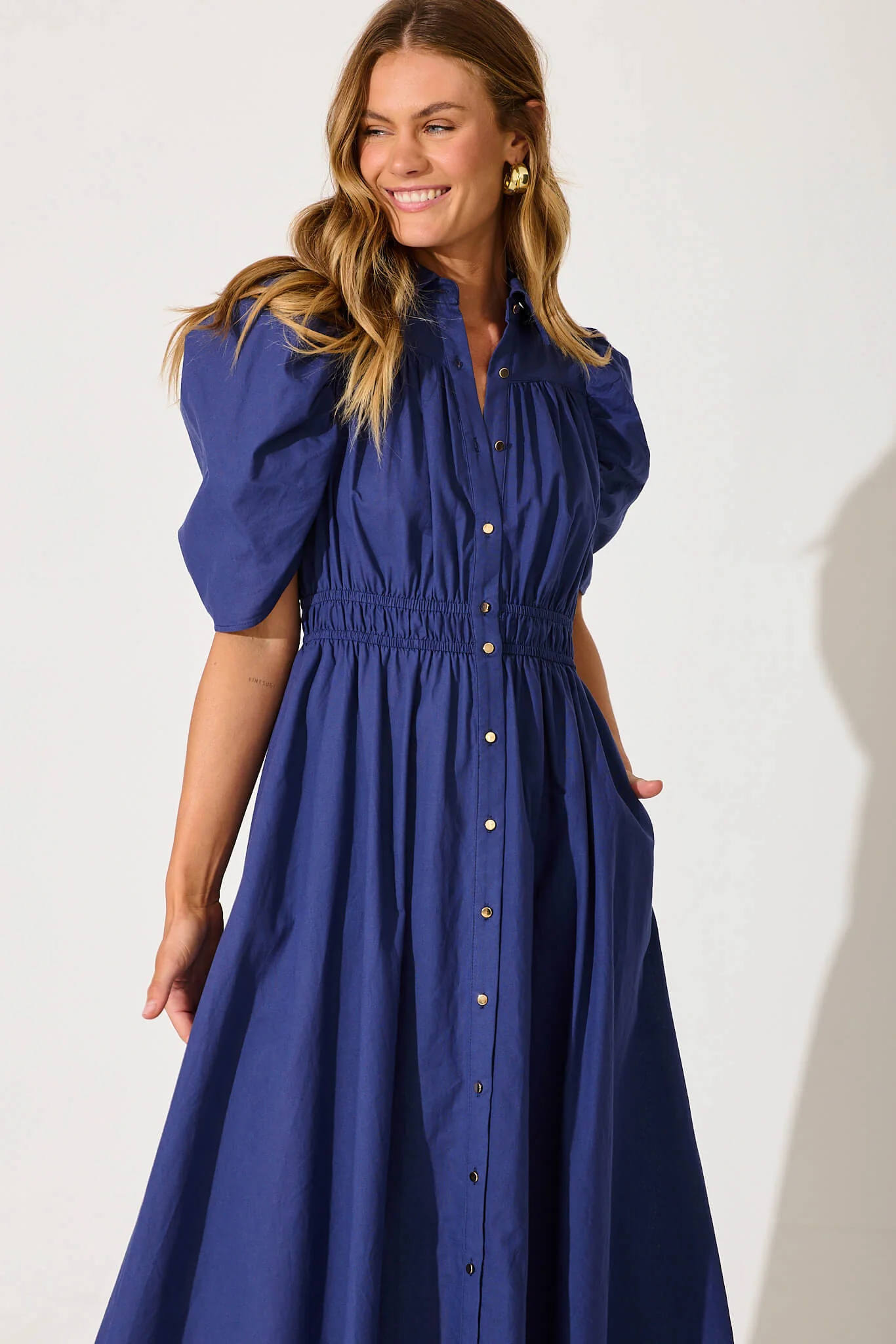 Gemini Midi Shirt Dress In Navy Cotton - Image 5