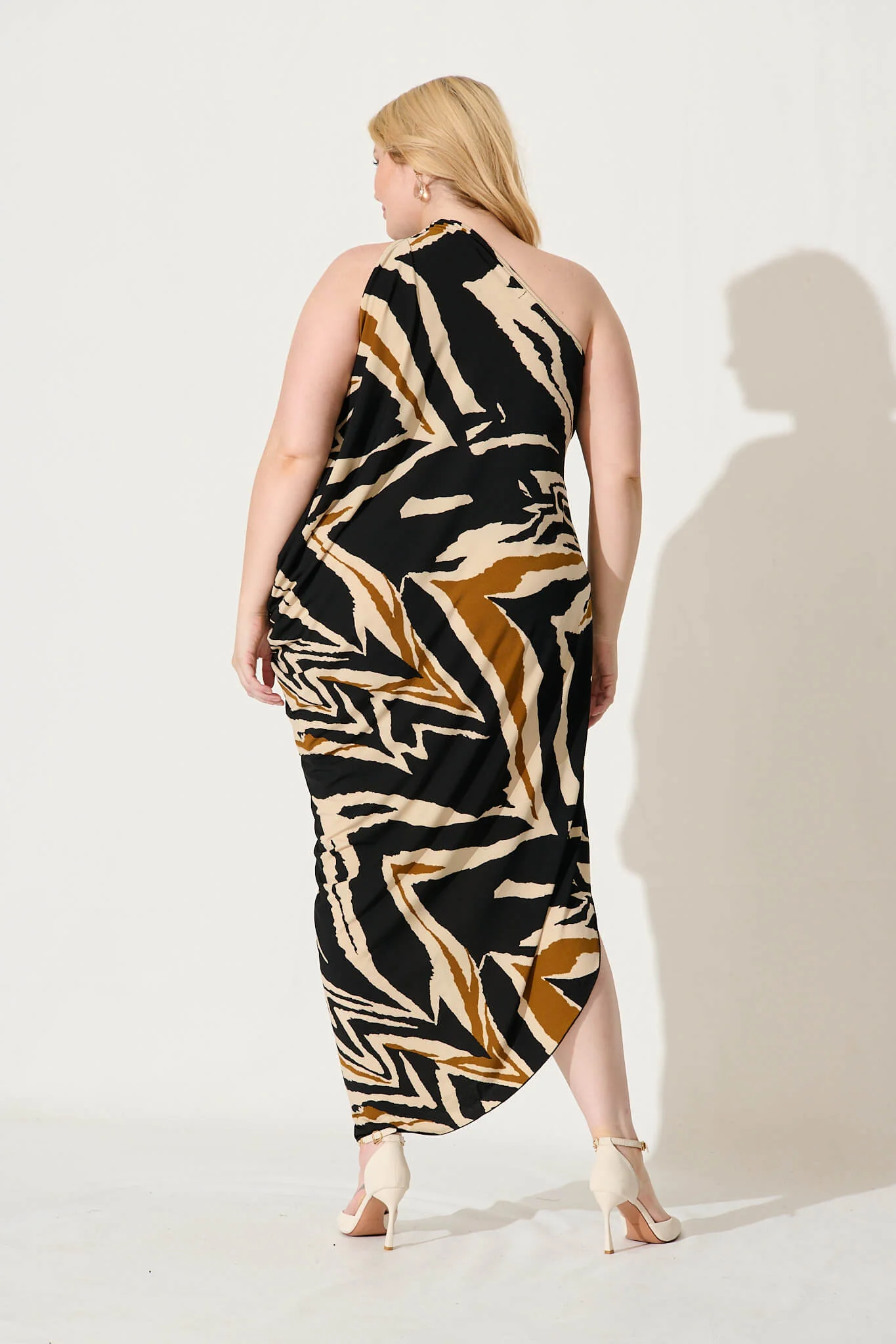 Goddess One Shoulder Maxi Dress In Black And Beige Print - Image 10