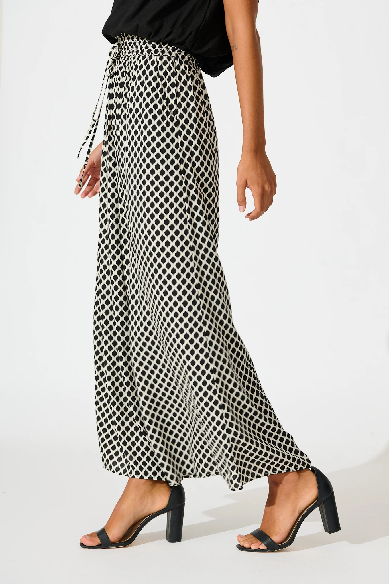 Goldie Wide Leg Pant in Black and Cream Geometric Print - Image 2