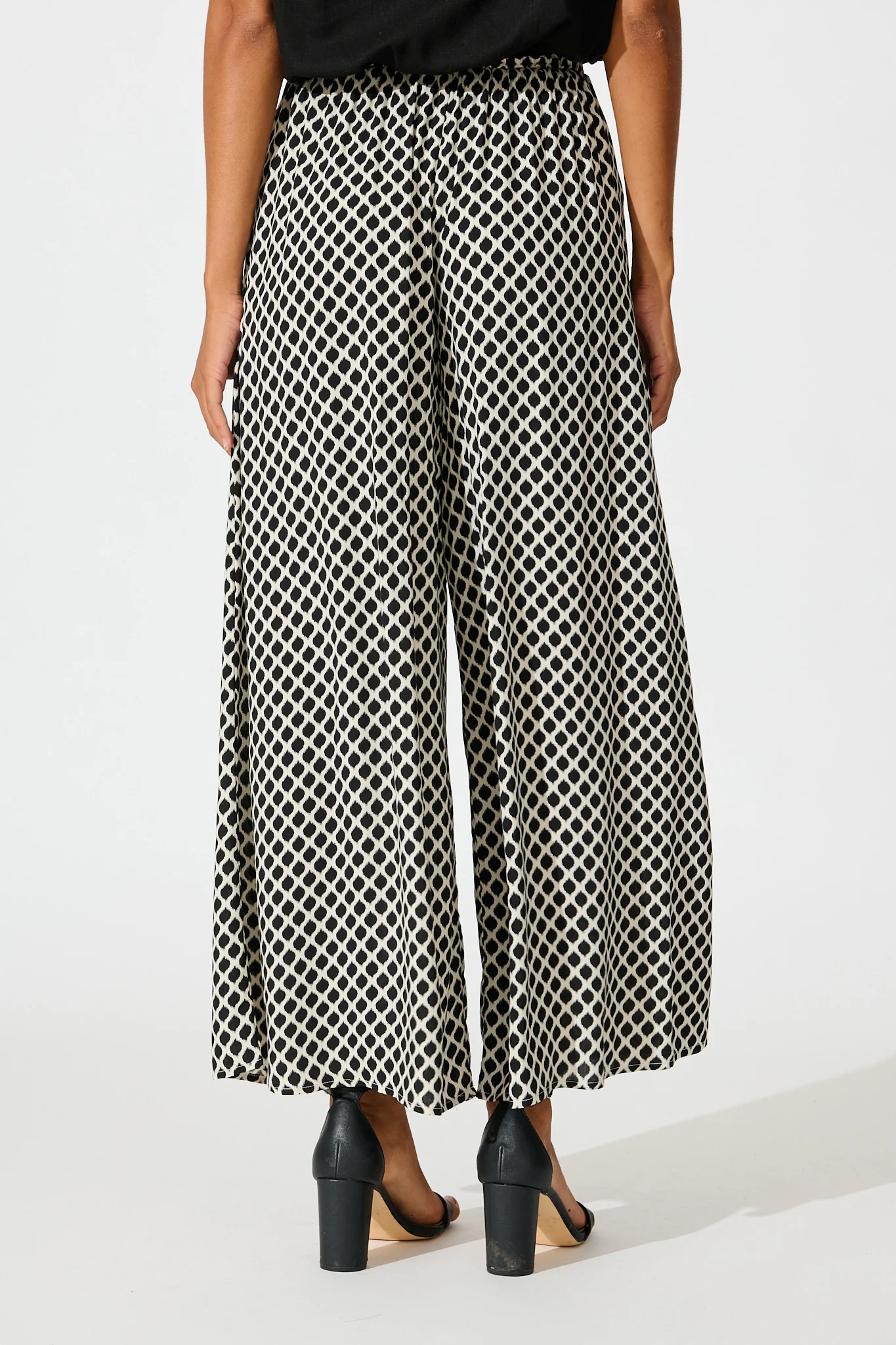 Goldie Wide Leg Pant in Black and Cream Geometric Print - Image 3