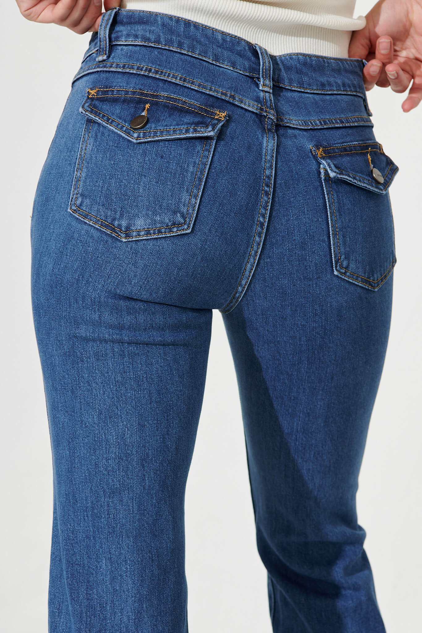 Grande Mid Rise Straight Leg Jean In Mid Blue Denim - Image 7