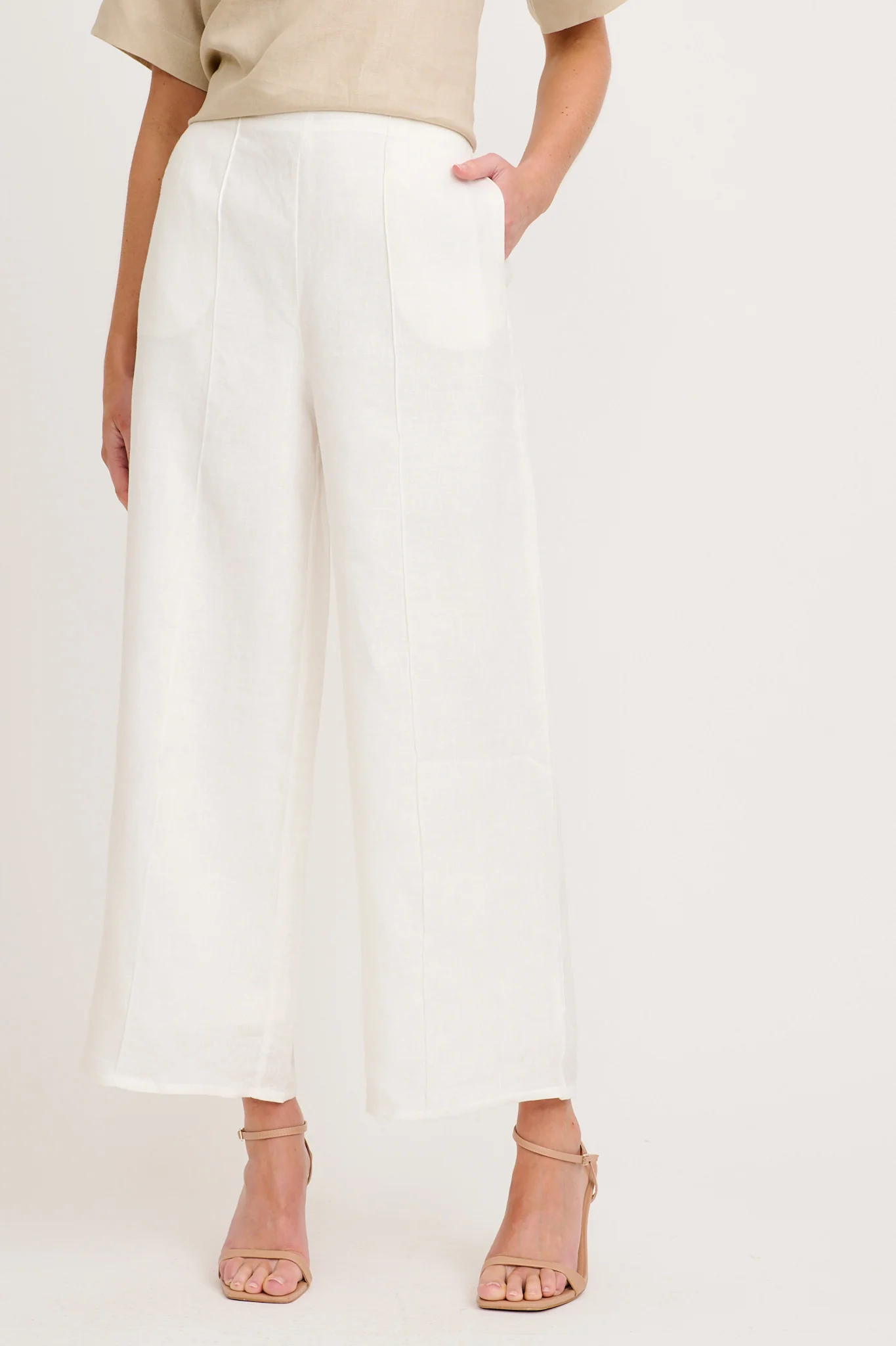 Halara Pant in White Linen - Image 9