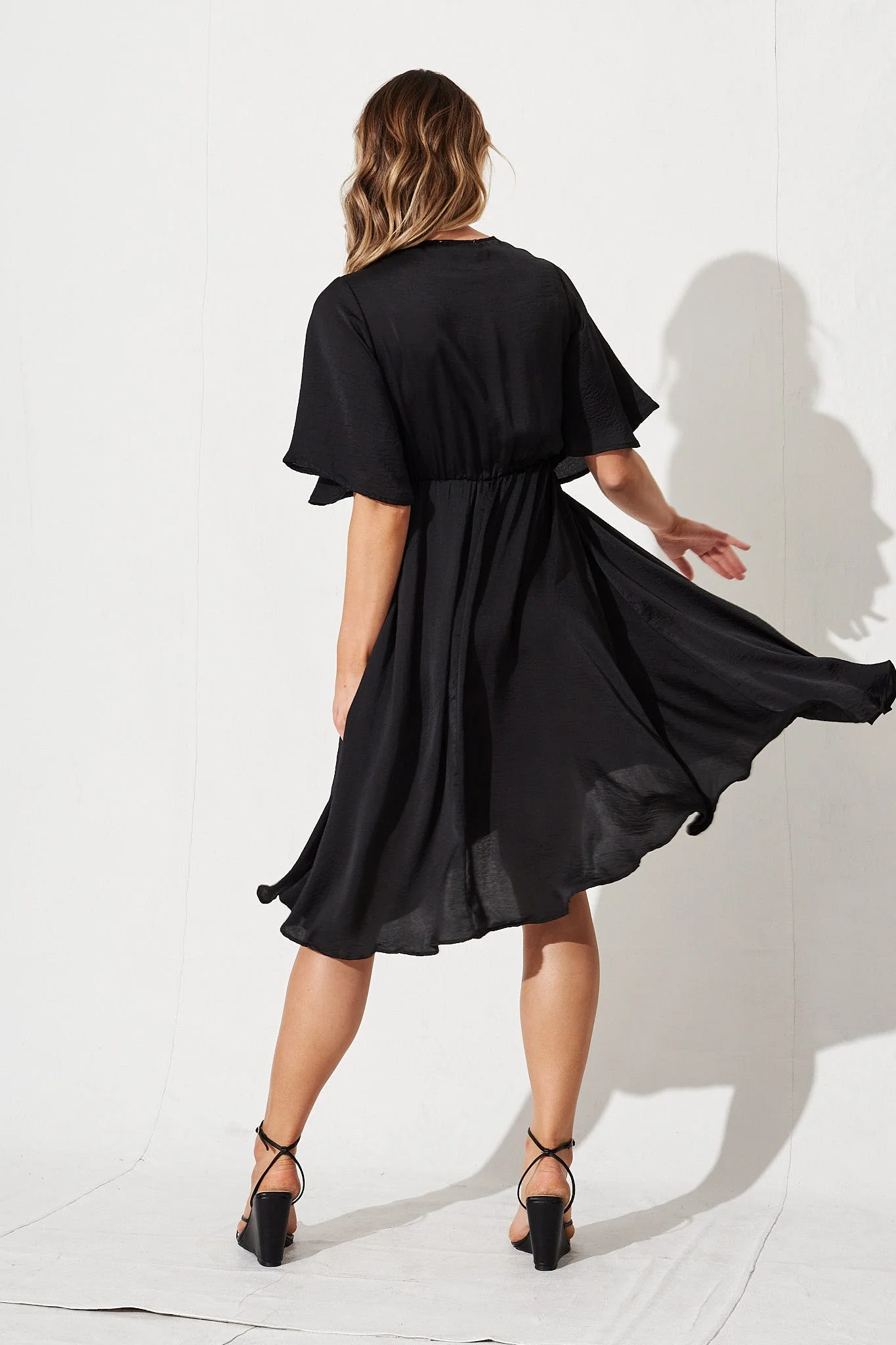 Helsinki Dress in Black - Image 5