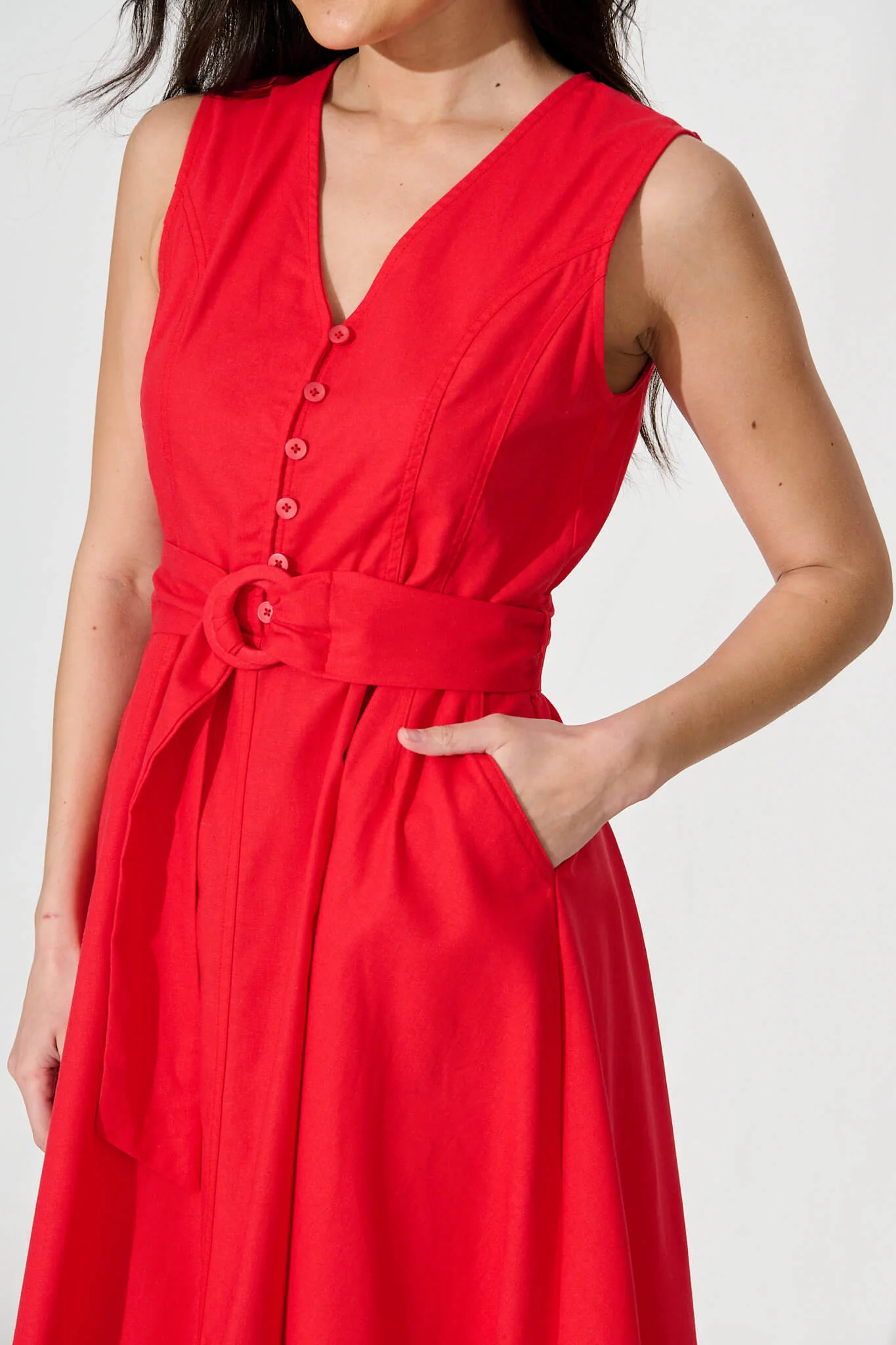 Iliya Midi Dress in Red Cotton Linen - Image 9