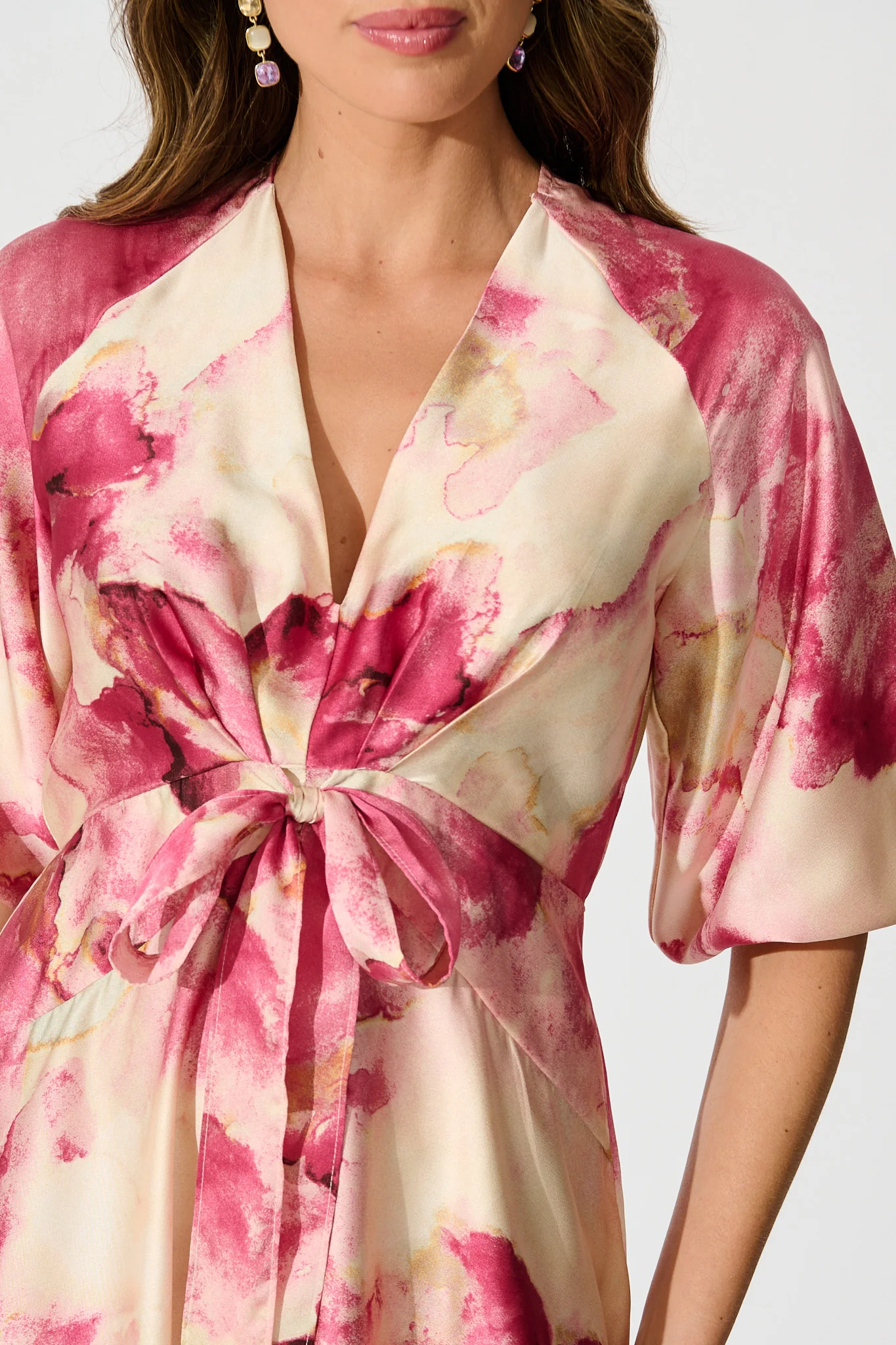 Iris Belle Maxi Dress in Magenta Watercolour Satin - Image 5