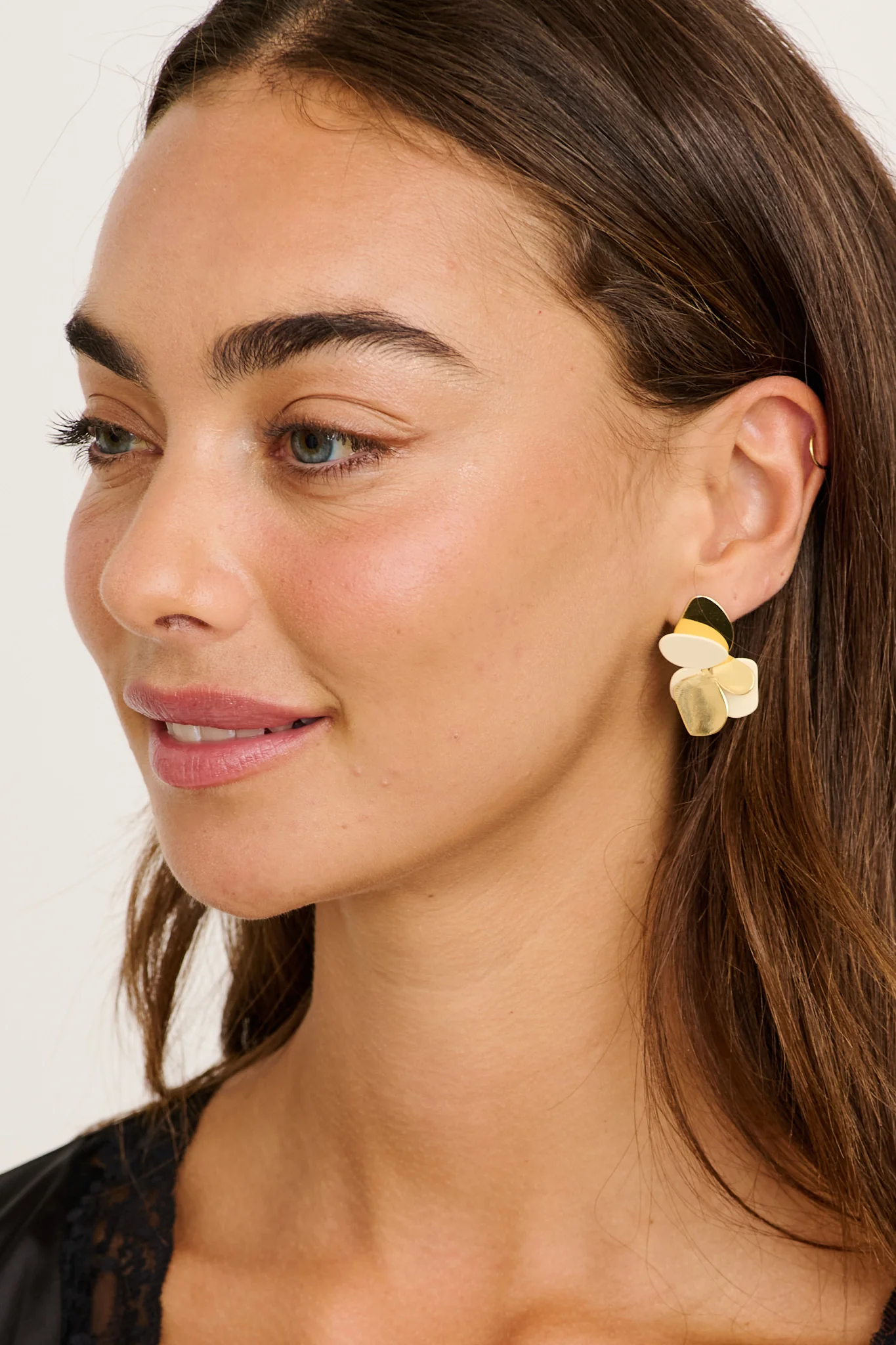 Iris Floral Stud Earrings in Gold - Image 2
