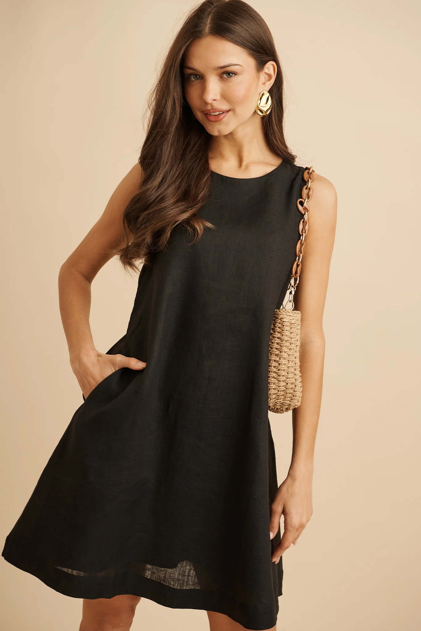 Island Dreamer Dress in Black Linen - Image 2