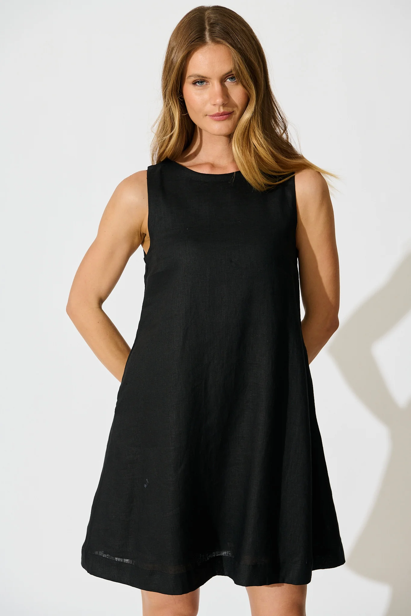 Island Dreamer Dress in Black Linen - Image 4