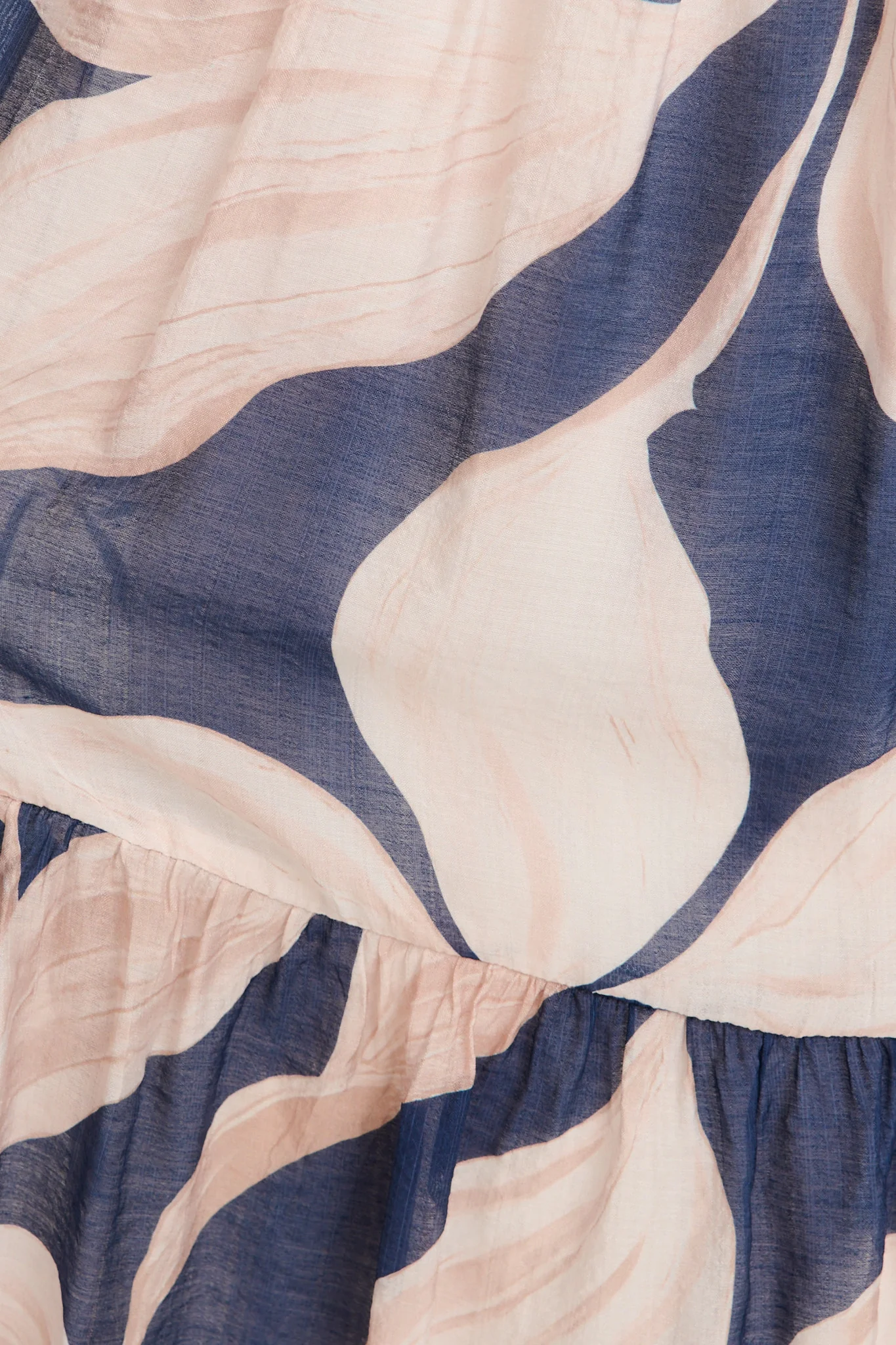 Javi Midi Dress in Navy with Beige Floral - Image 6