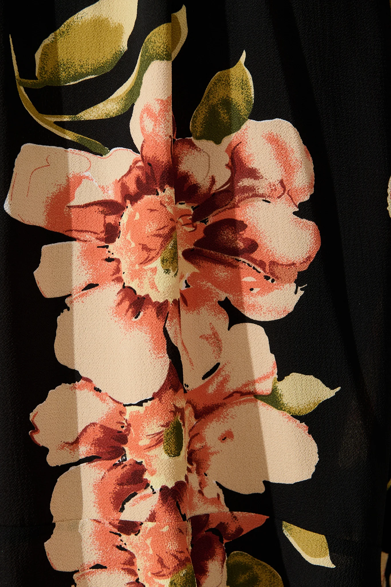 Jemimah Midi Dress In Black with Blush Floral - Image 10