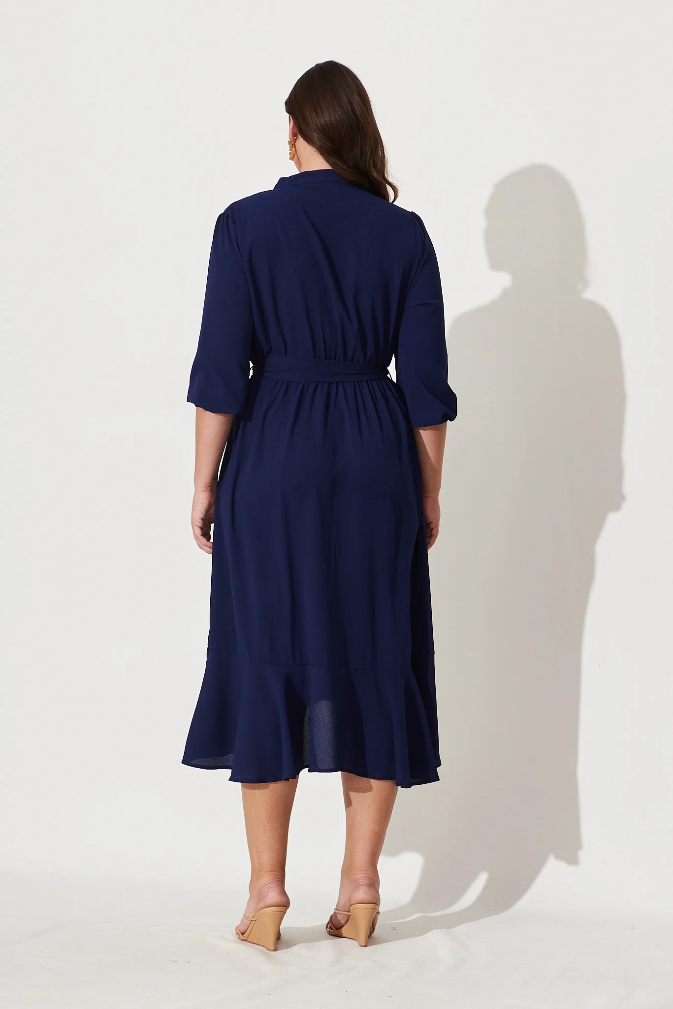 Jemimah Midi Dress In Navy - Image 8