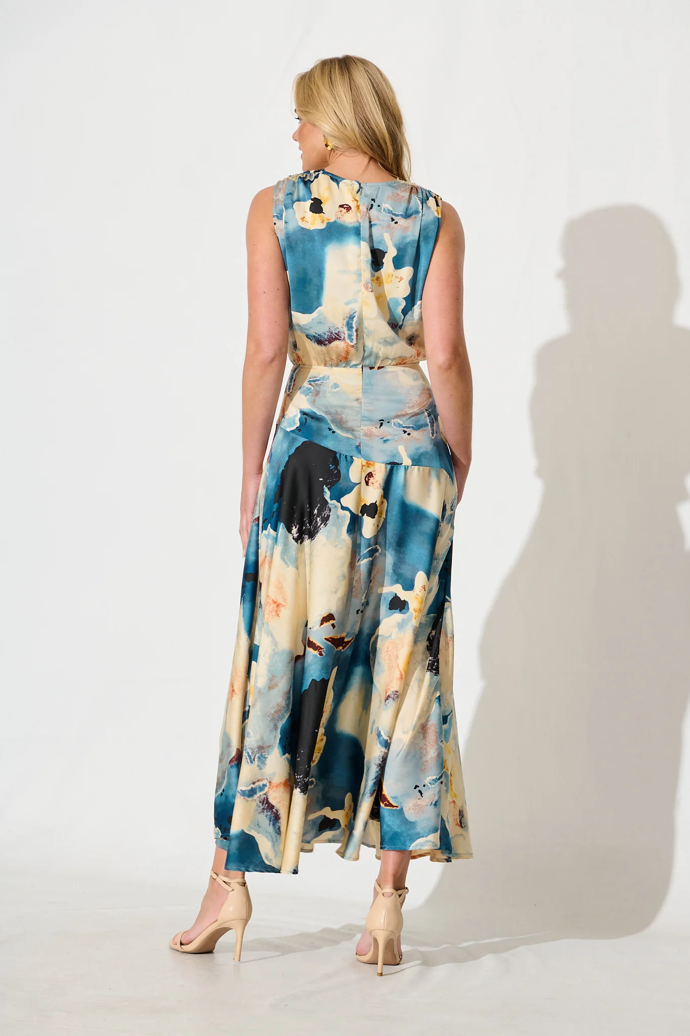 Jenibelle Maxi Dress in Blue And Cream Watercolour Satin - Image 4