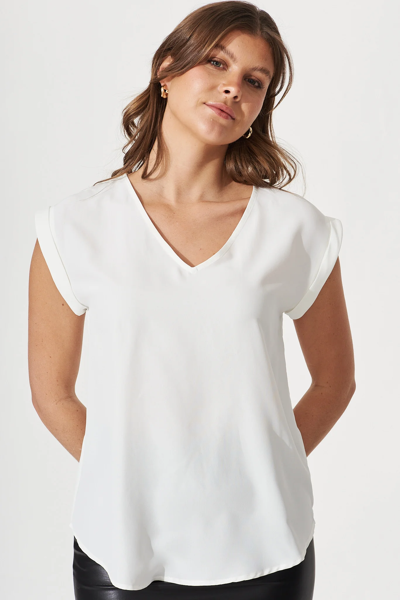 Jina Top In White - Image 2