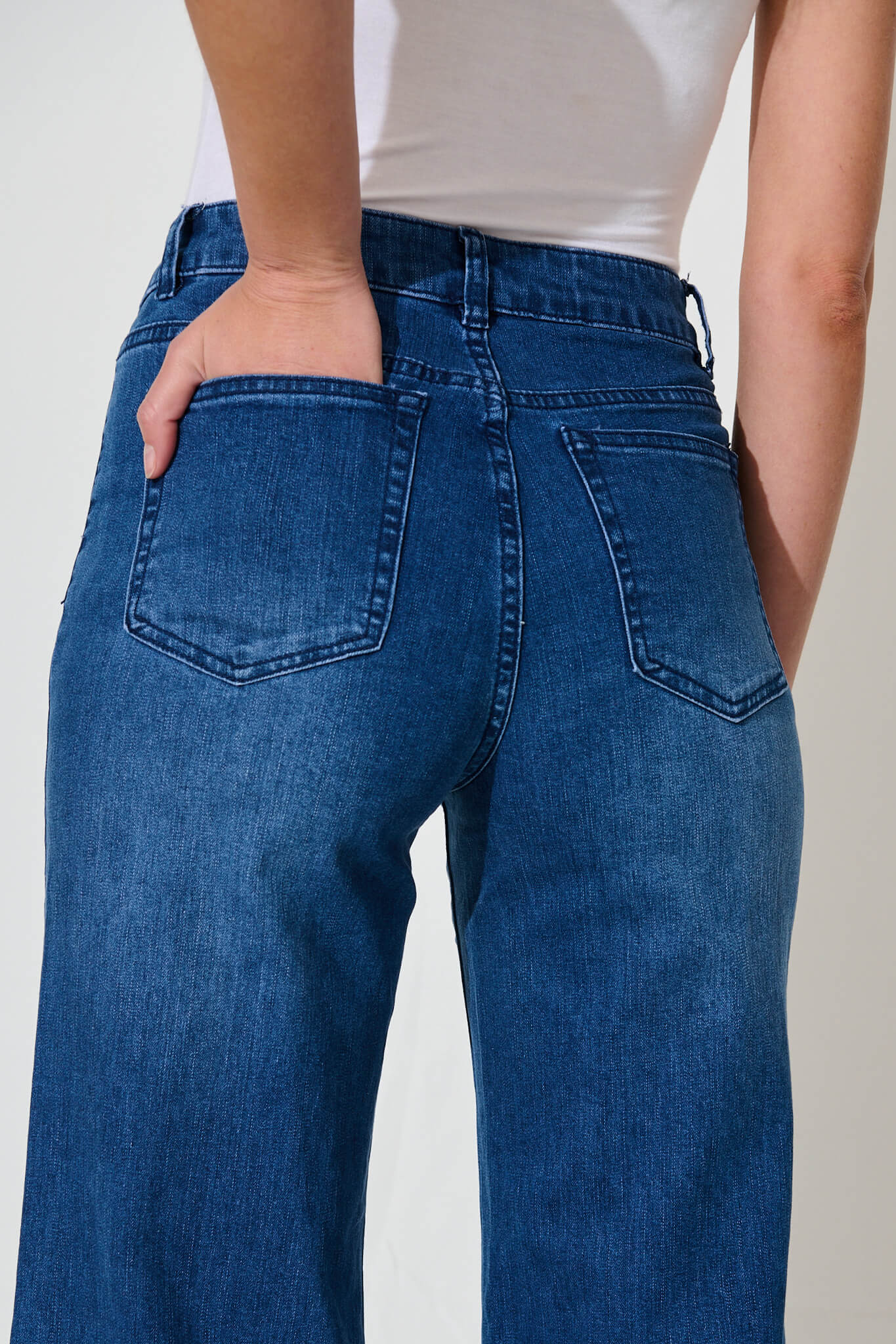 Juan High Rise Wide Leg Jean In Dark Blue Denim - Image 7