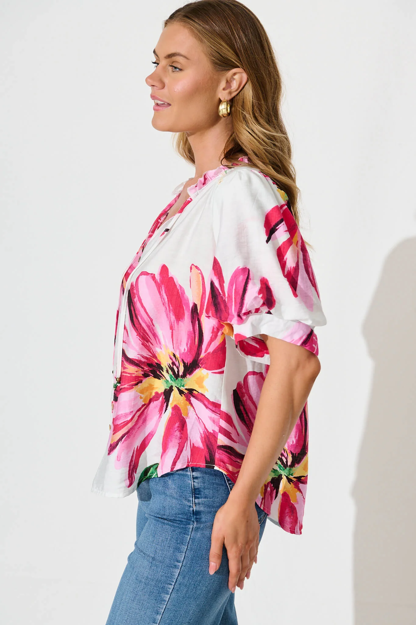 Jupiter Shirt In White With Pink Floral - Image 5