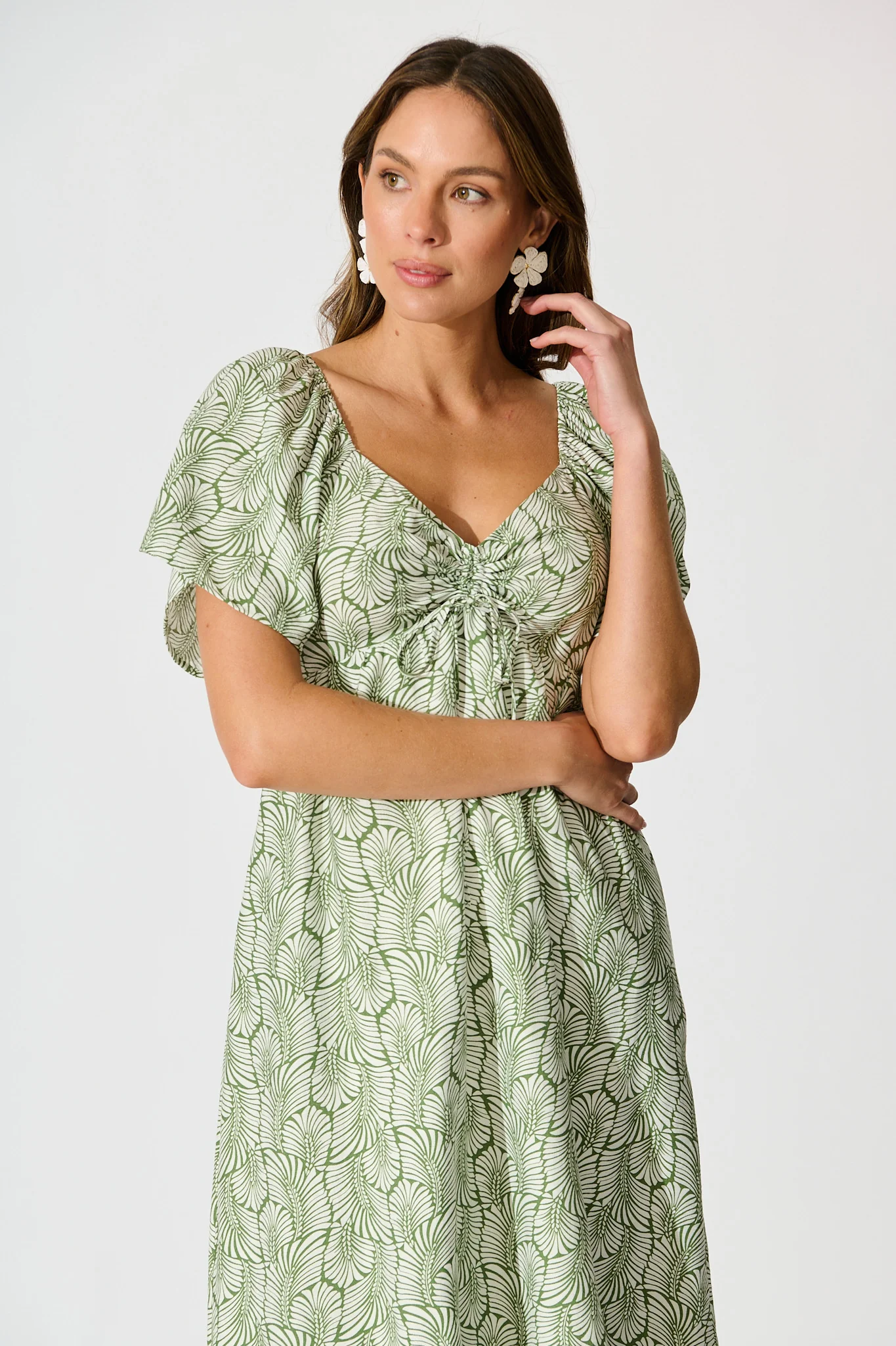 Kammy Midi Dress in Green Leaf Print - Image 2