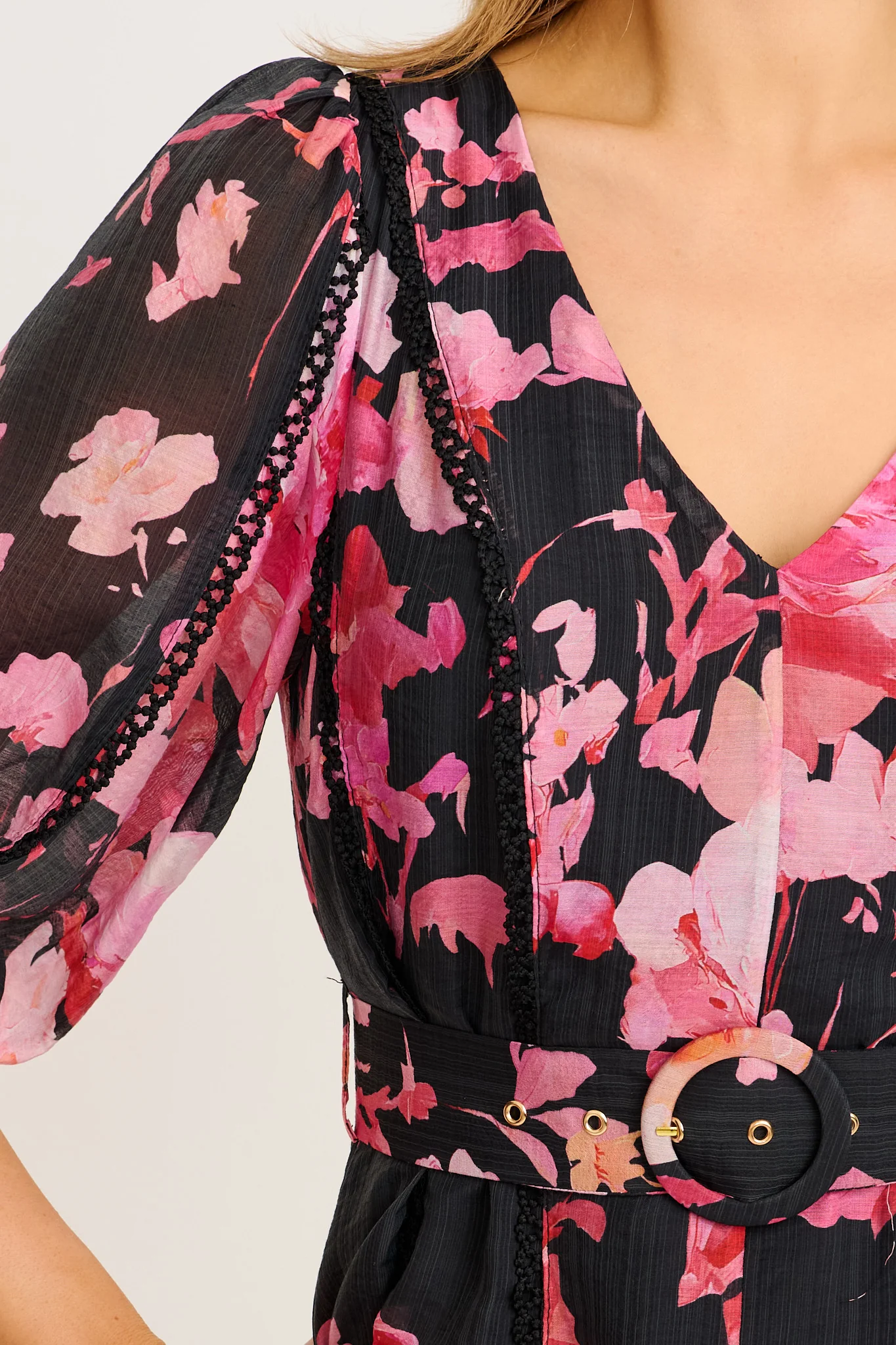 Kenia Maxi Dress in Black with Pink Floral - Image 5