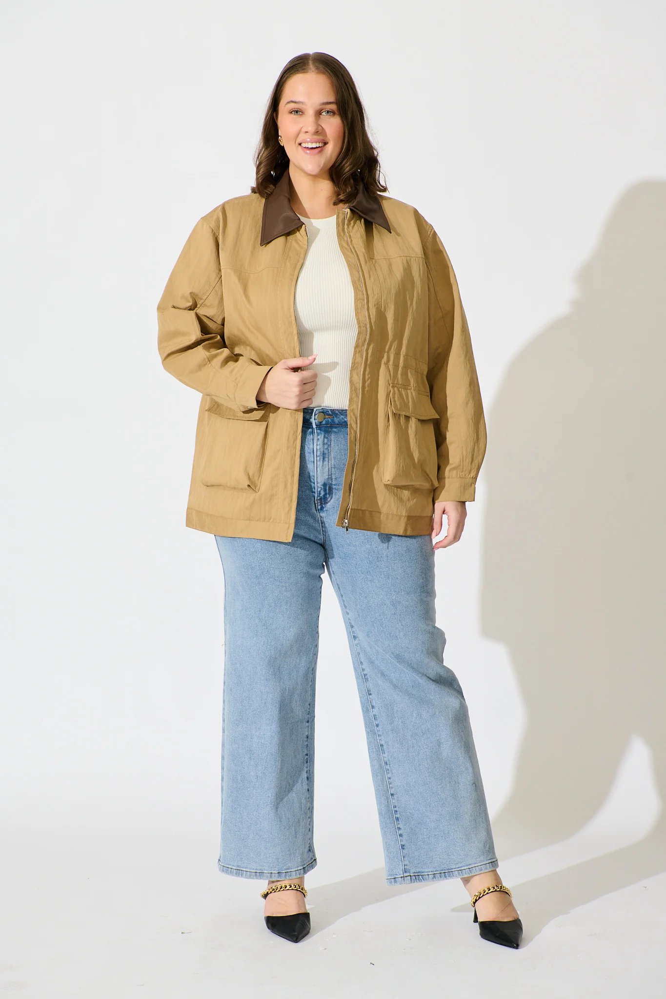 Kensington Jacket in Camel - Image 10