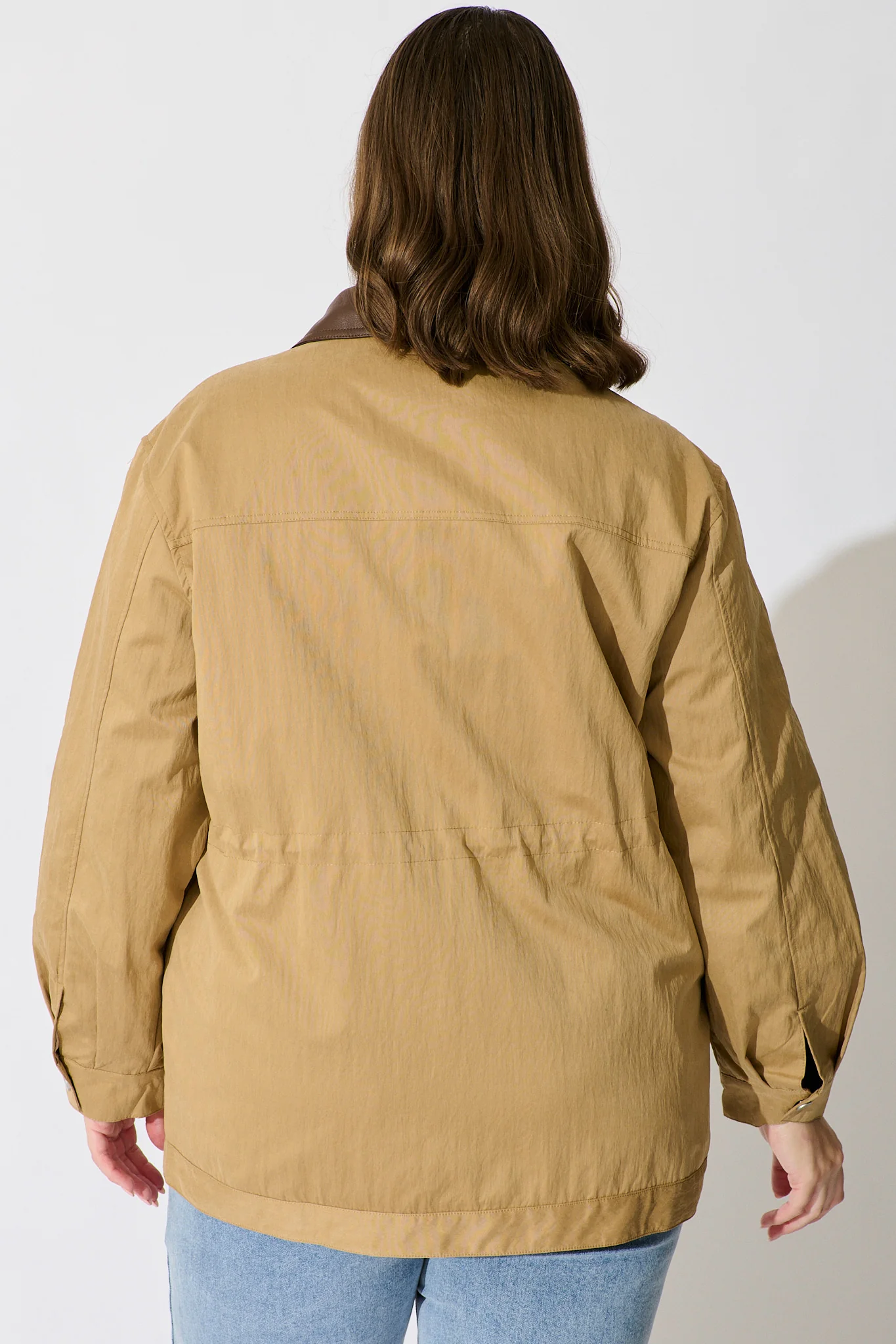 Kensington Jacket in Camel - Image 9
