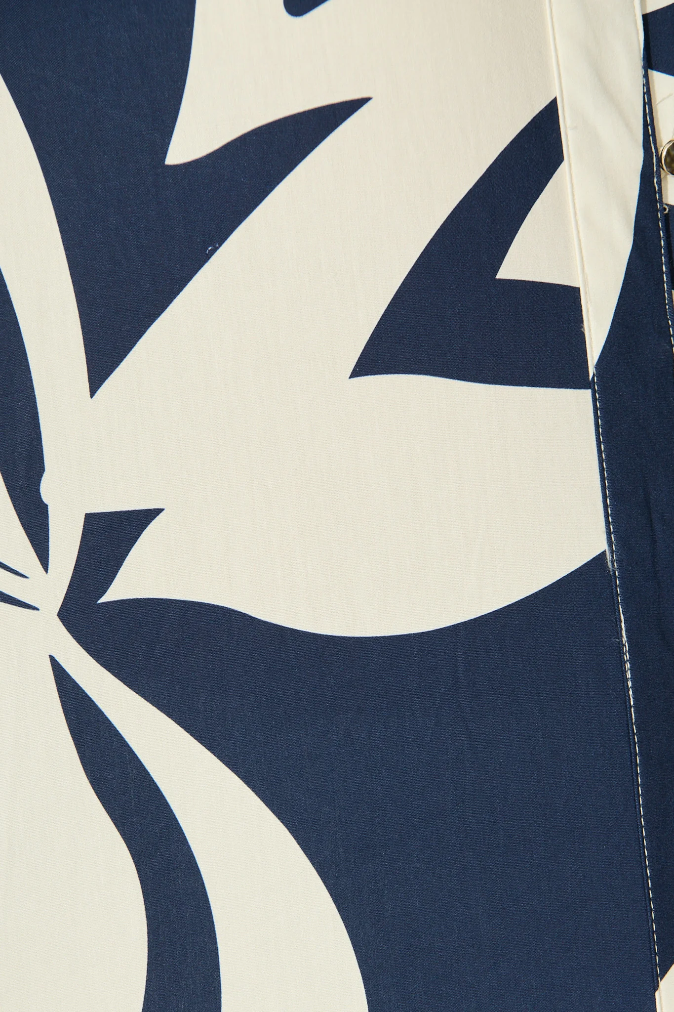 Keylani Shirt in Navy with Cream Leaf Print Cotton - Image 6