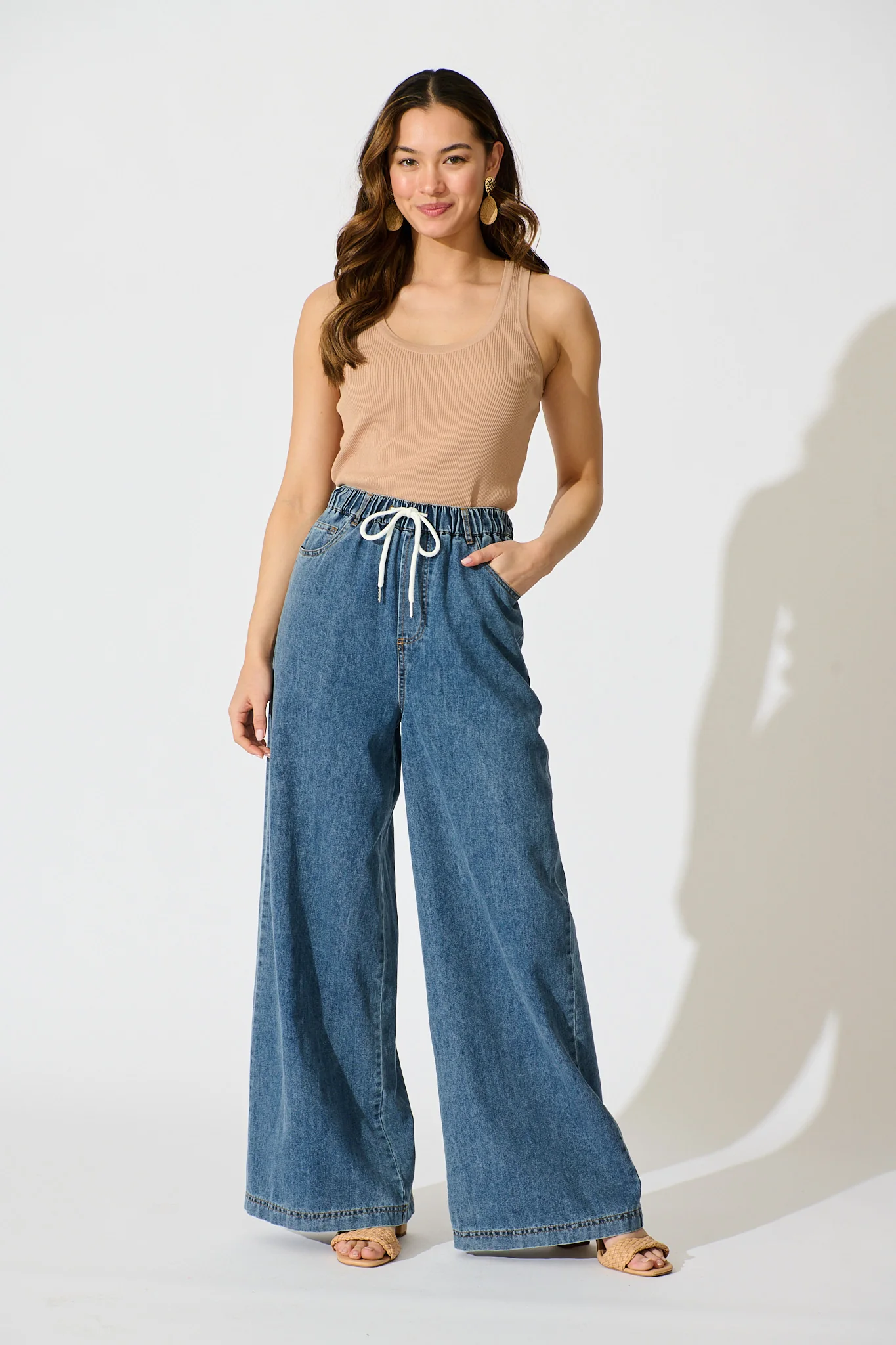 Leocadia High Rise Jean in Light Blue Denim - Image 4