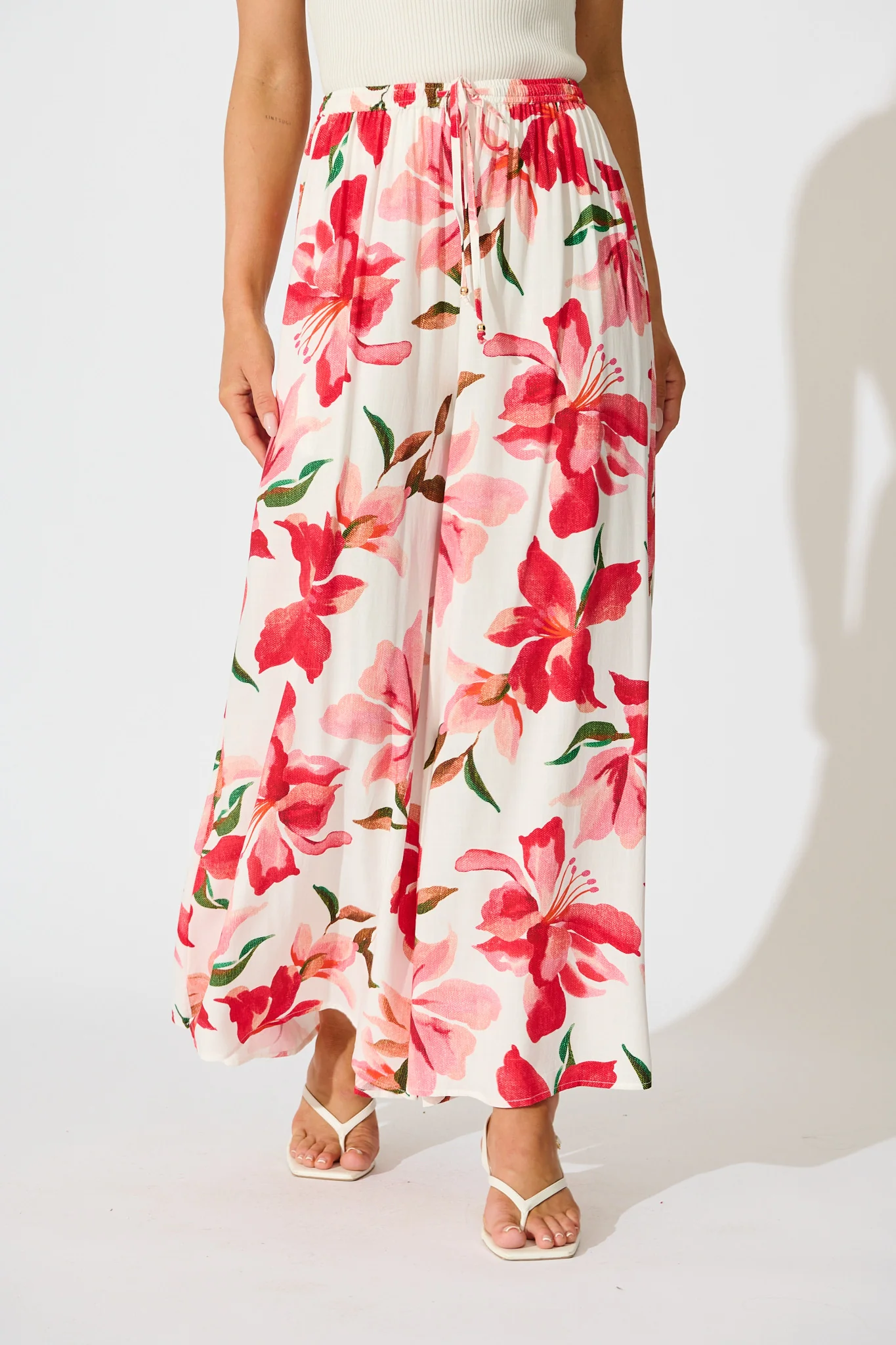 Lilibet Pant in White and Red Floral - Image 3