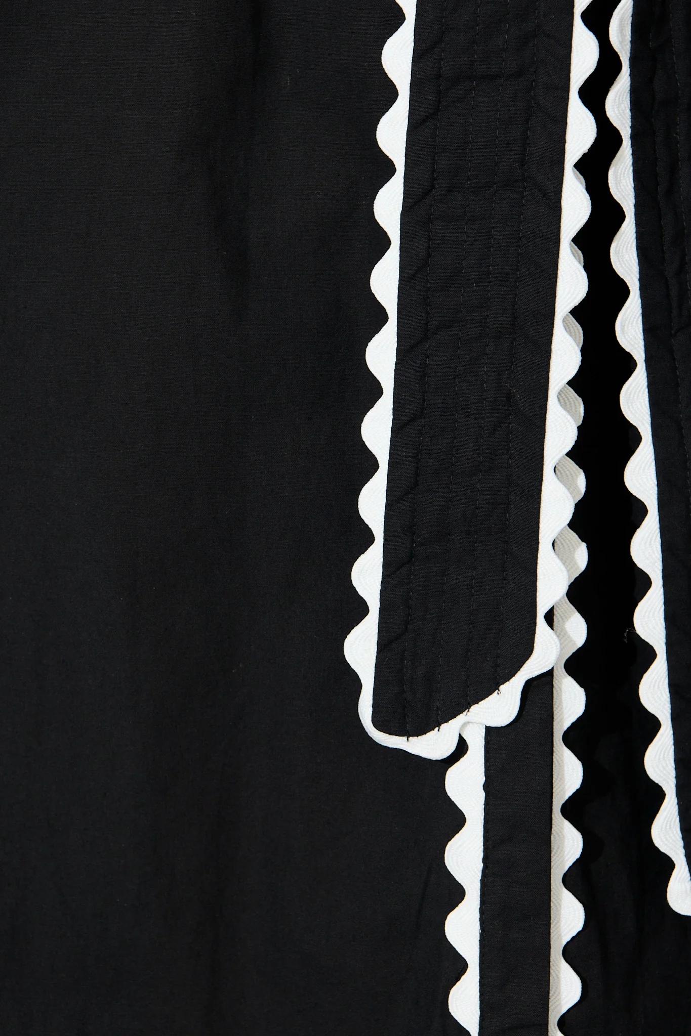 Lilyfield Midi Shirt Dress in Black with Contrast Trim Cotton - Image 6