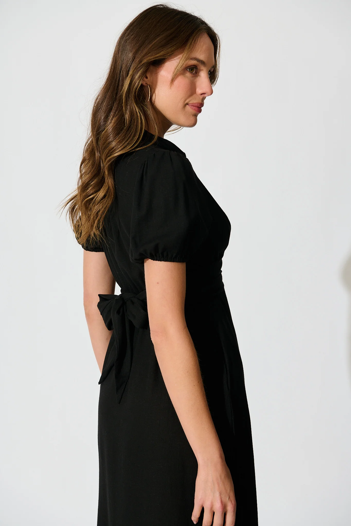 Lioda Midi Shirt Dress in Black Linen Blend - Image 6
