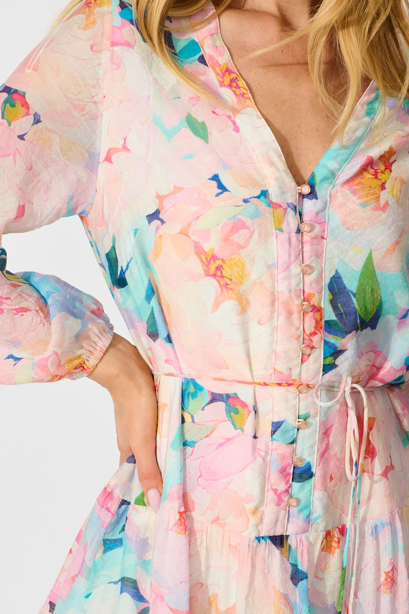 Lissy Dress In Pink With Multi Floral Print - Image 5