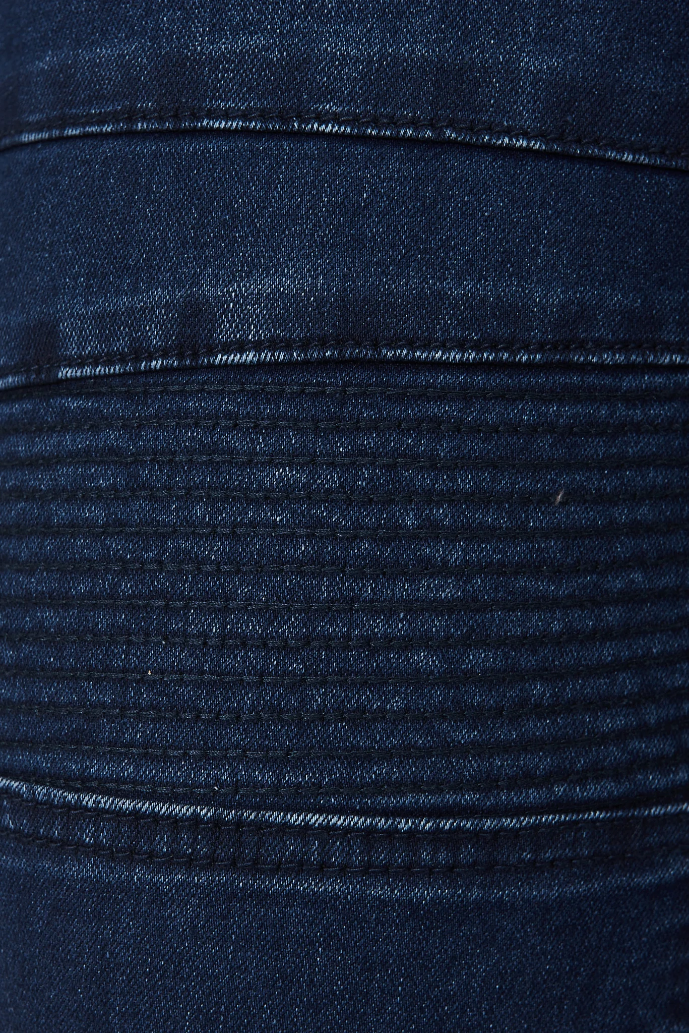 Little Lies High Rise Skinny Jegging In Dark Blue Denim - Image 12