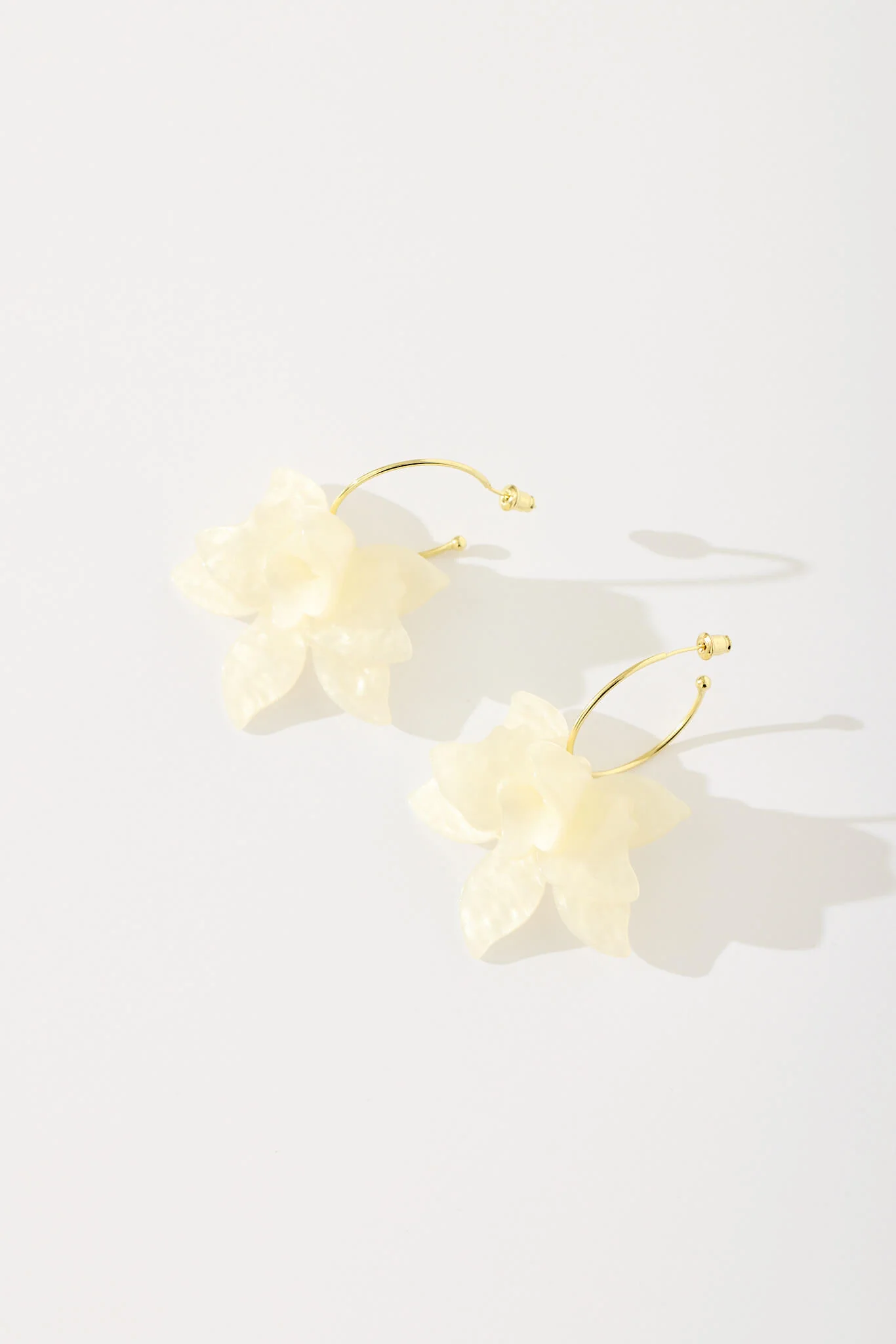 Lola Drop Earrings In Gold With White Resin - Image 5